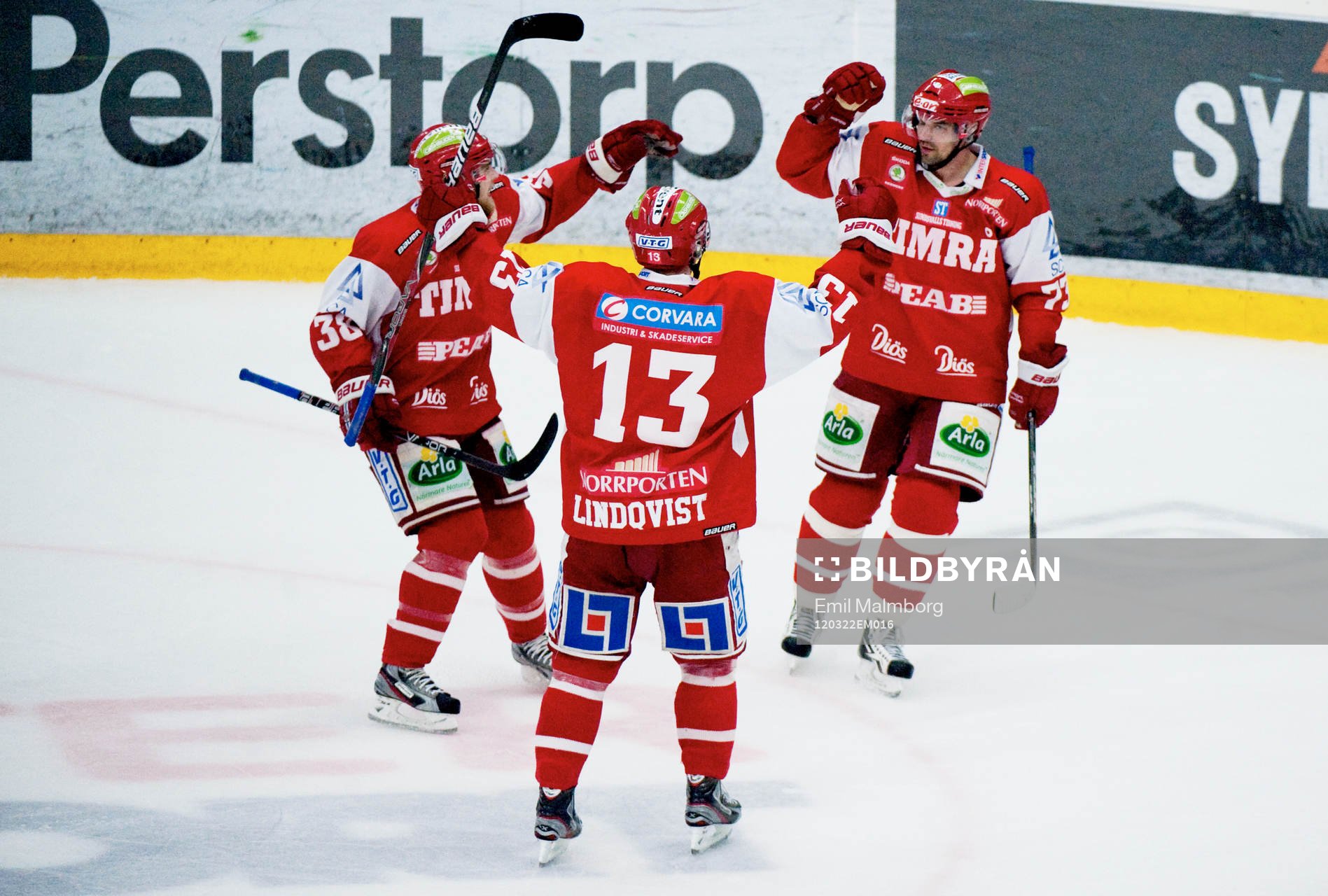 Fredrik Bremberg, Timrå. 2-0. Jubel