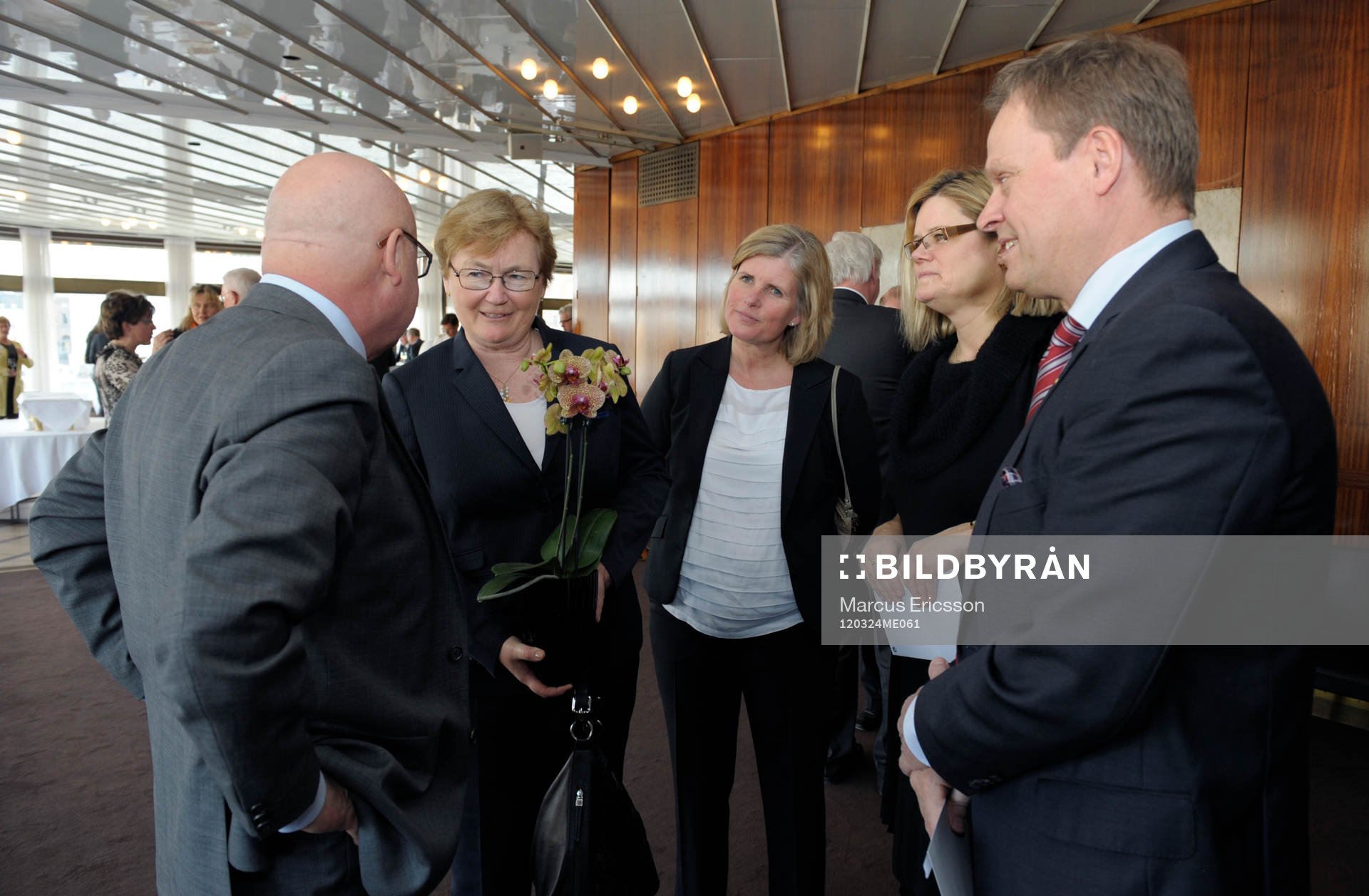 Avtackning av Lars-Åke Lagrell på Operaterassen.