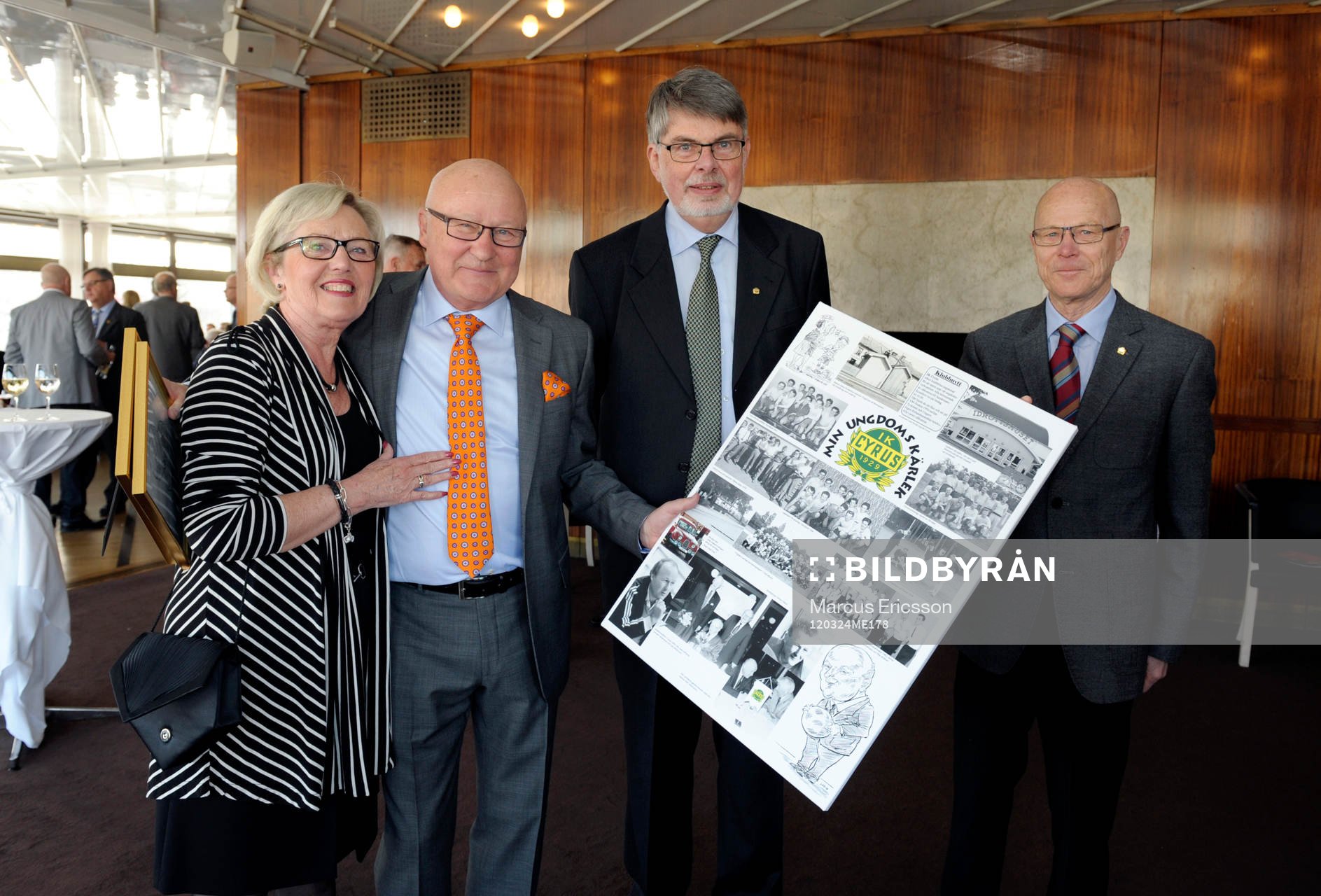 Avtackning av Lars-Åke Lagrell på Operaterassen