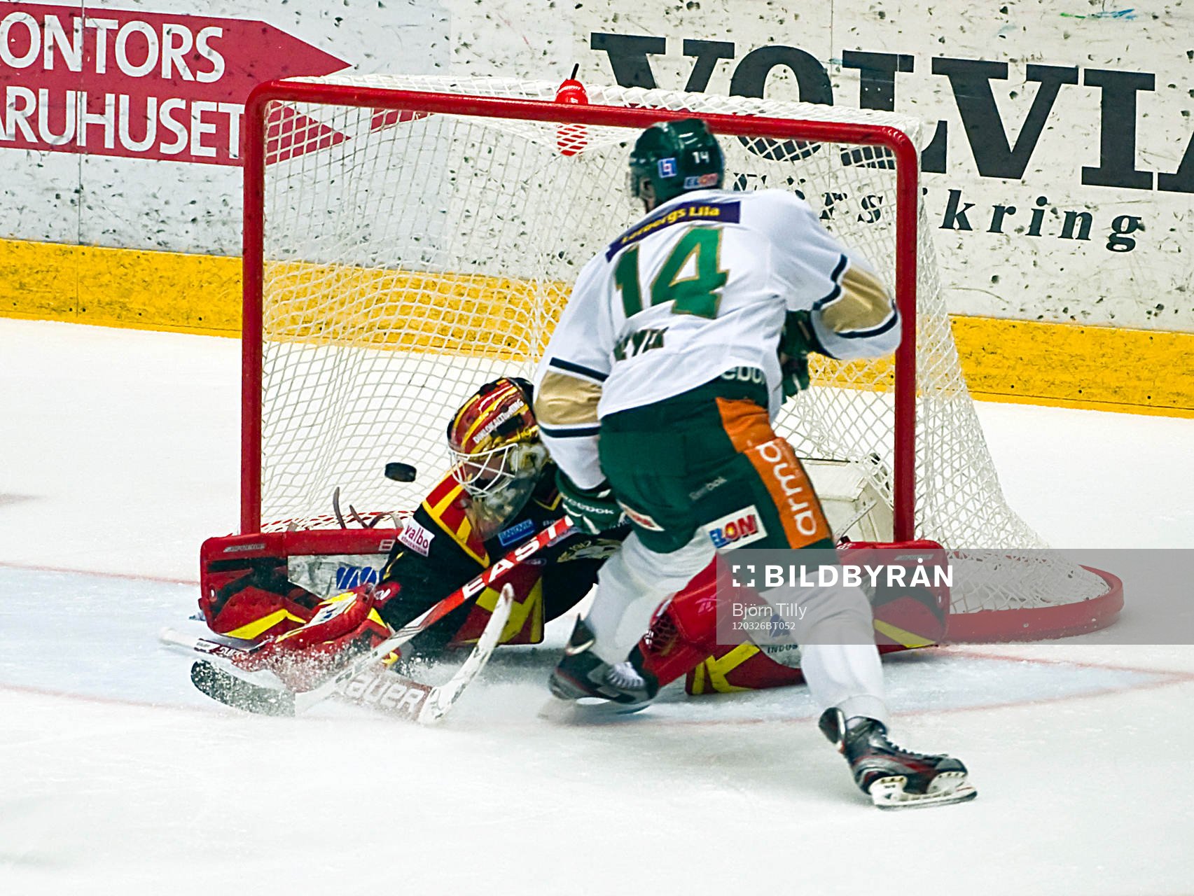 Stefan Meyer, Färjestad gör 1-2 på Niklas Svedberg,