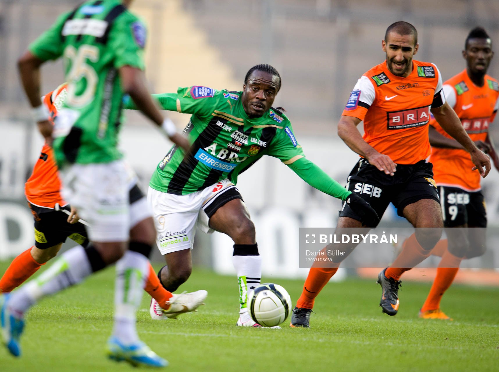 Peter Ijeh, Gais