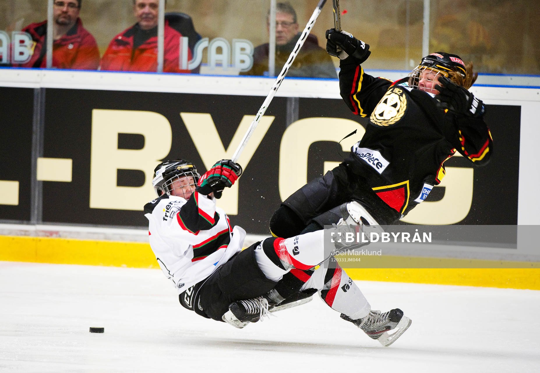 Ida Sannsell, Modo, kolliderar med Lina Bäcklin, Brynäs