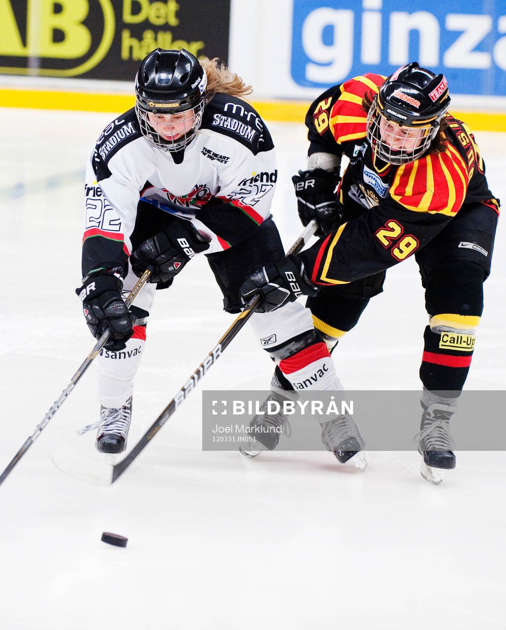 Victoria Samuelsson, Modo, utmanas av Elin Uusitalo, Brynäs