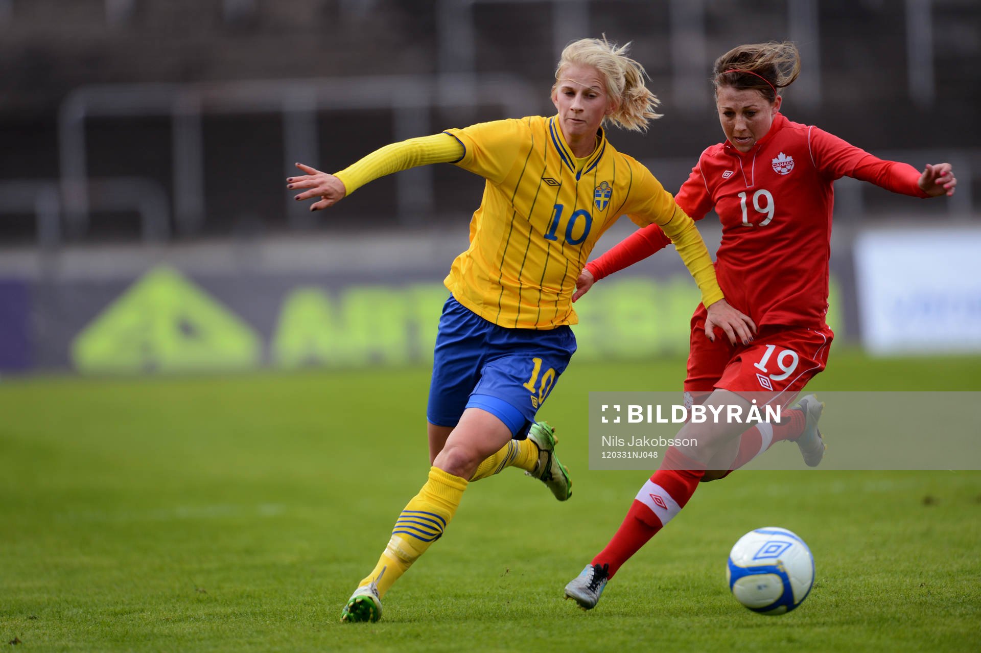 Sofia Jakobsson, Sverige, Chelsea Stewart, Kanada