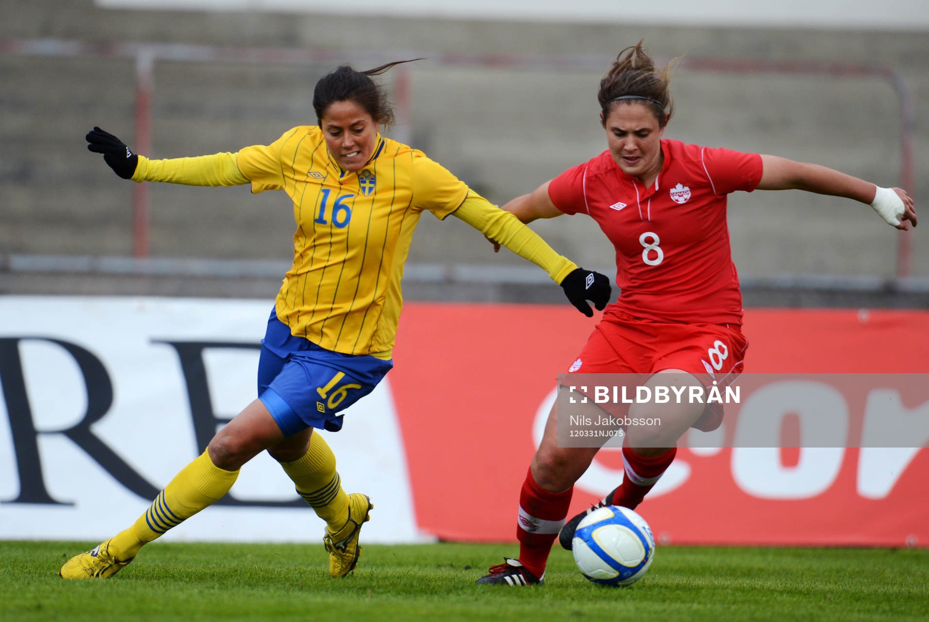 Madelaine Edlund, Sverige, Shannon Woeller, Kanada