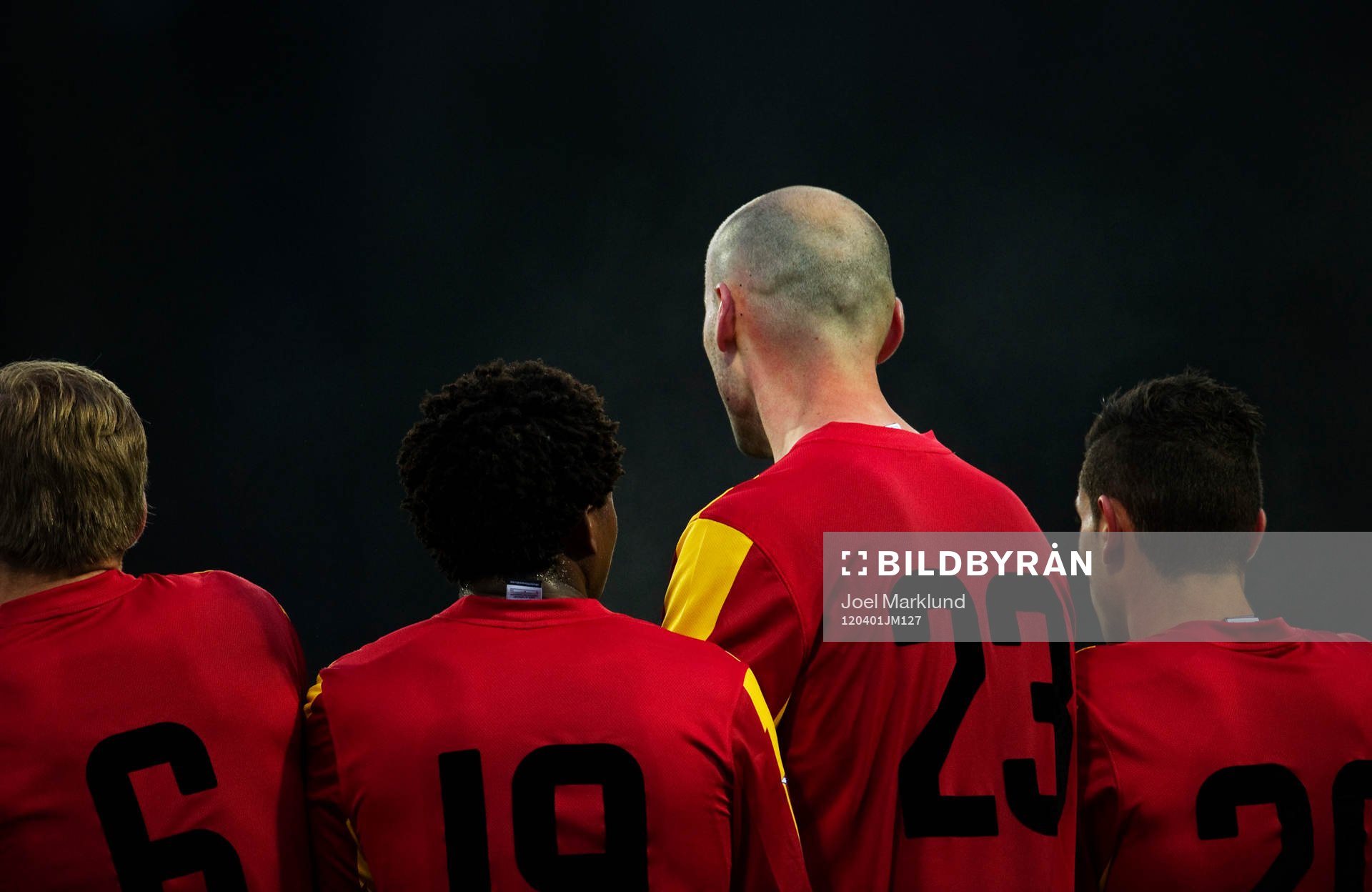 Ryggarna på Johan Arneng, Lawal Ismail, Dinko Felic och