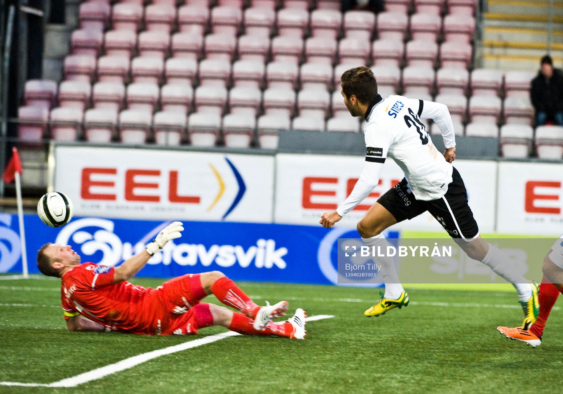 William Atashkadeh, Örebro gör 2-3 på Henrik Gustavsson,