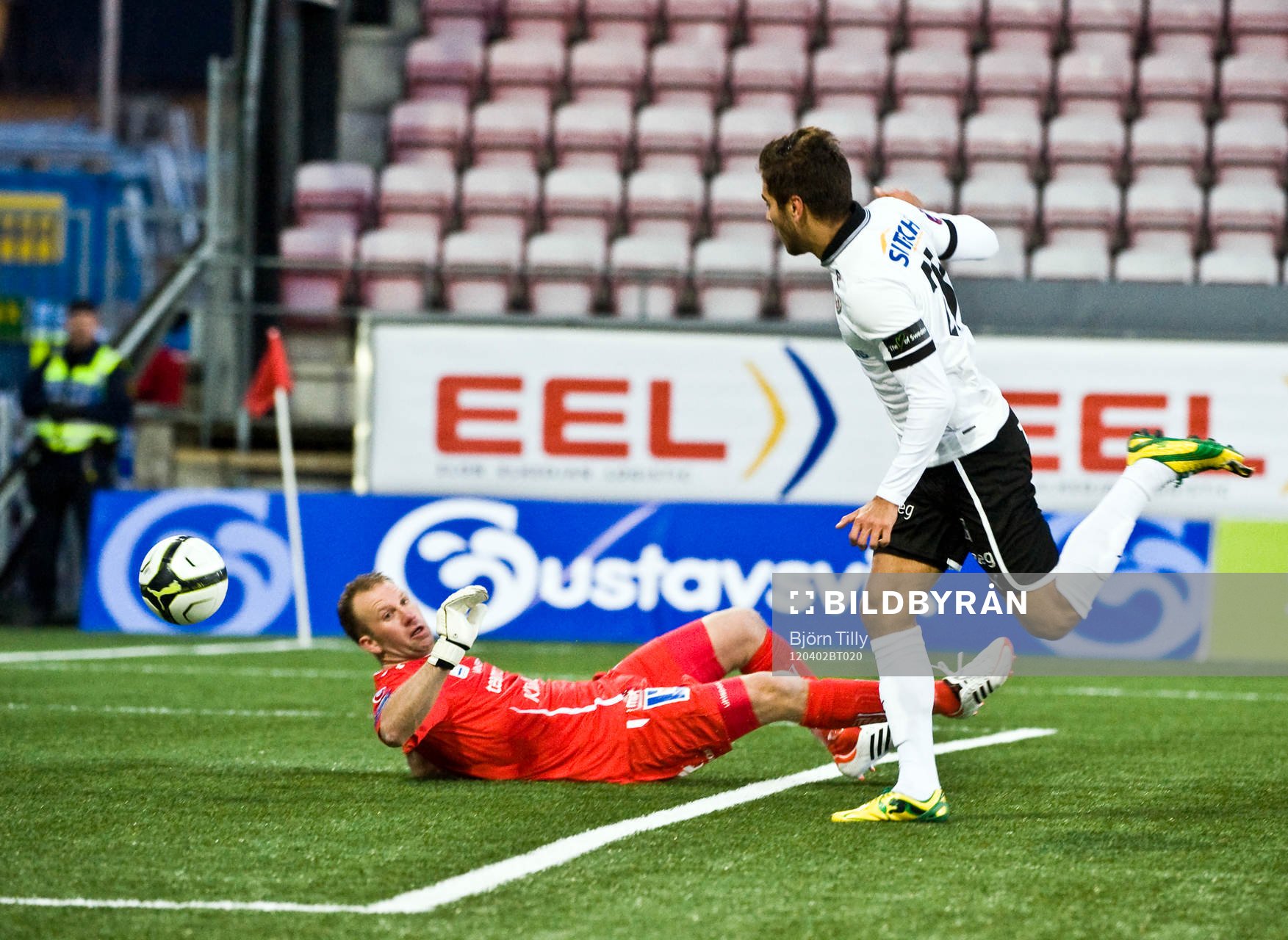 William Atashkadeh, Örebro gör 2-3 på Henrik Gustavsson,