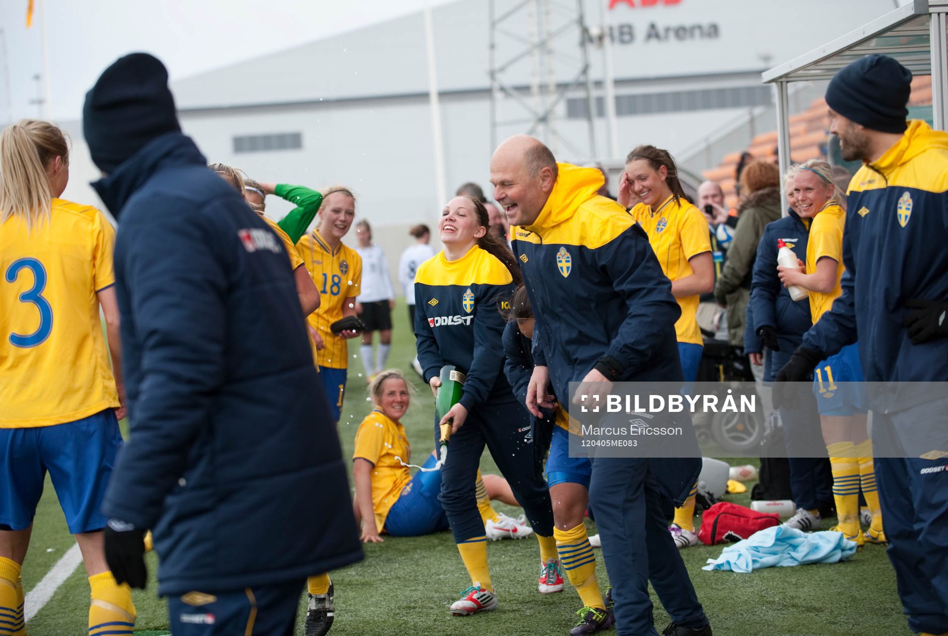  Elin Rubensson, Sverige firar EM platsen. Jubel, glädje.