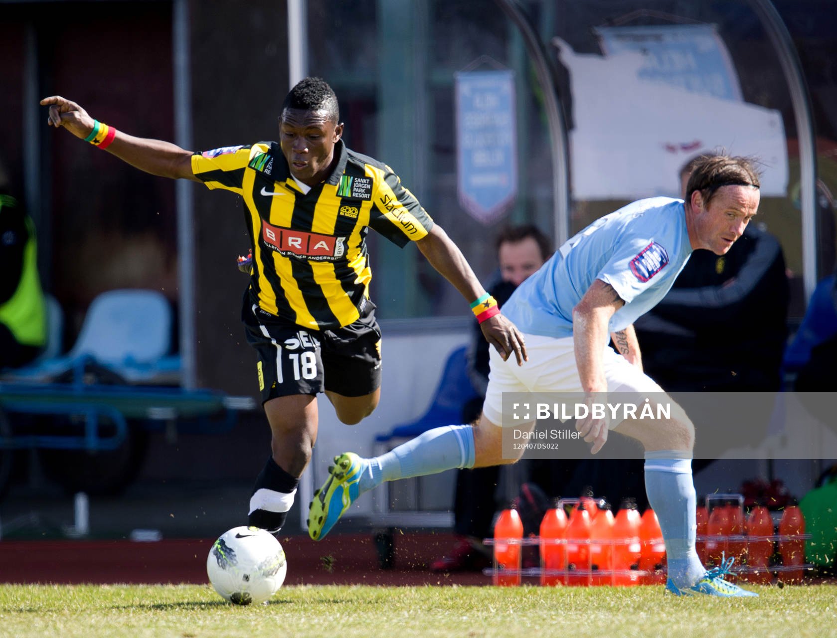 Abdul Majeed Waris, Häcken, Ulrich Vinzents, Malmö FF