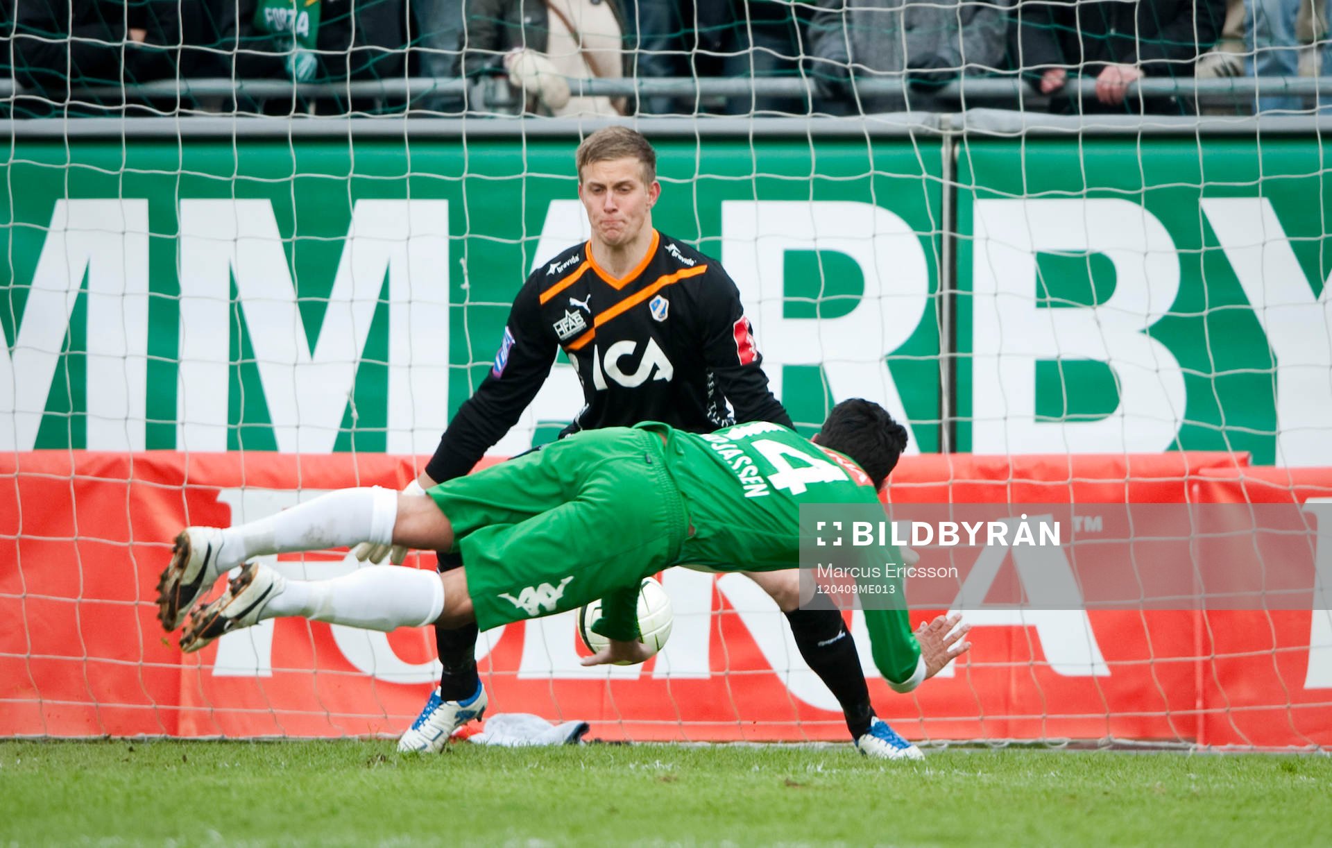 Sebastian Bojassen, Hammarby flyger in och nickar bollen