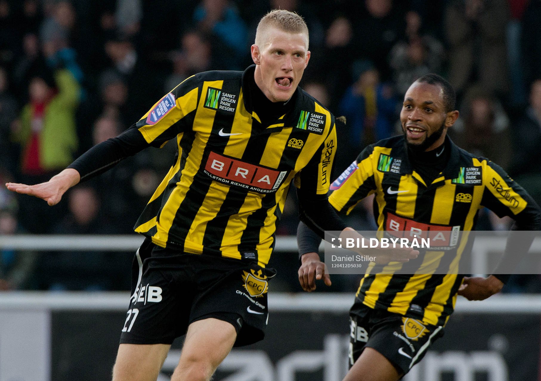 Tom Söderberg, Häcken, gör 2-0, jubel René Makondele