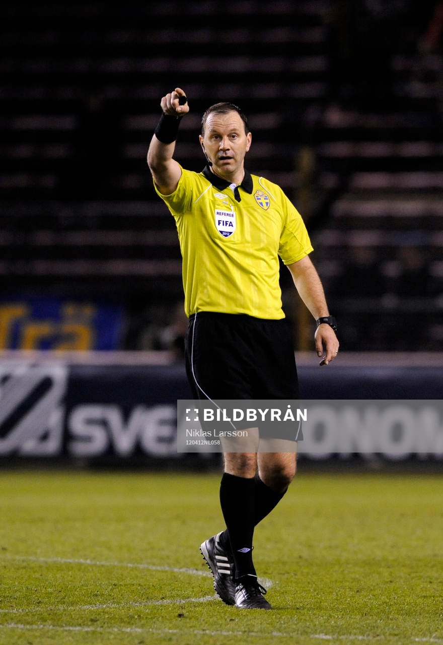 Jonas Eriksson , domare
