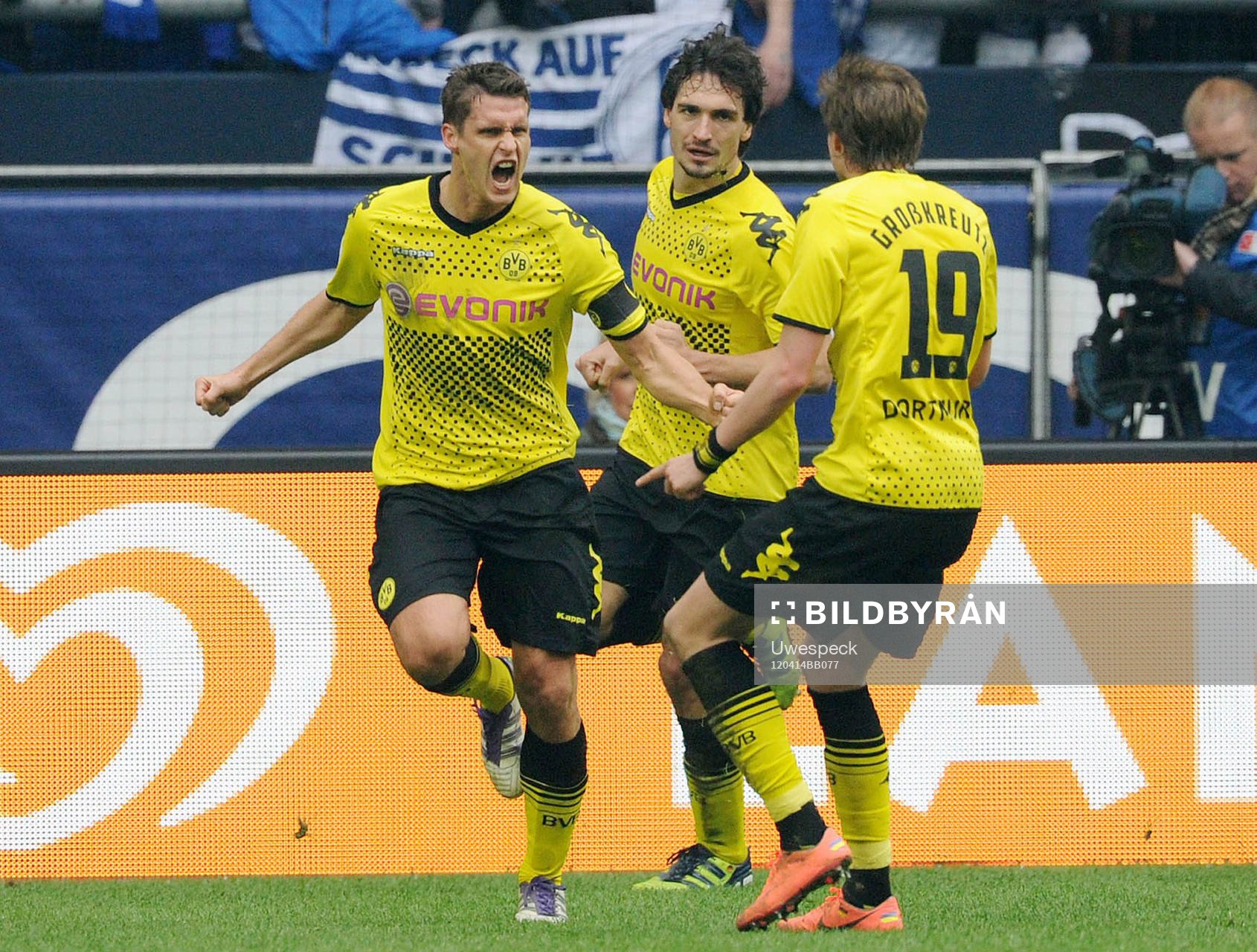  Sebastian Kehl, Mats Hummels, Kevin Grosskreutz, Dortmund, jubel  efter 1-2.