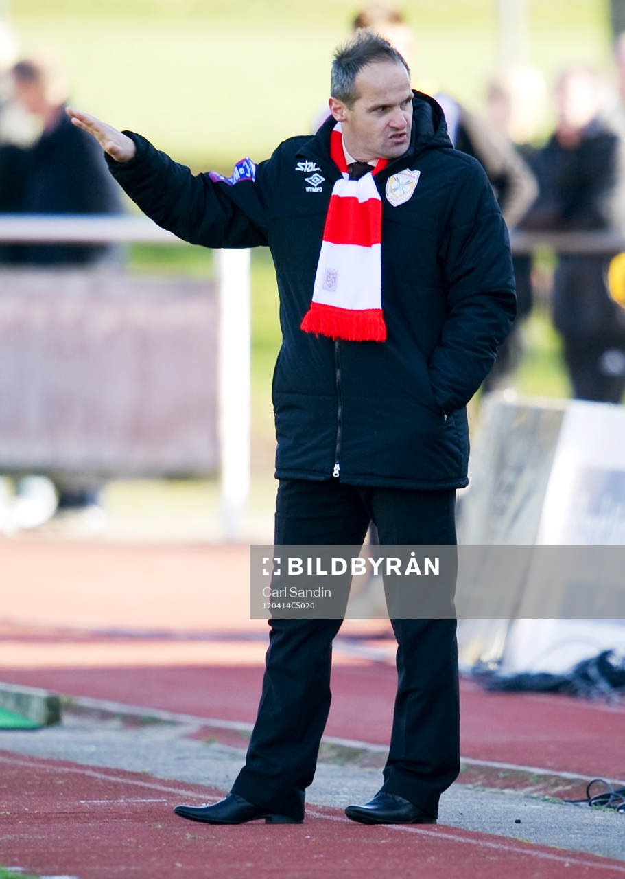 Azrudin Valentic, tränare, Assyriska