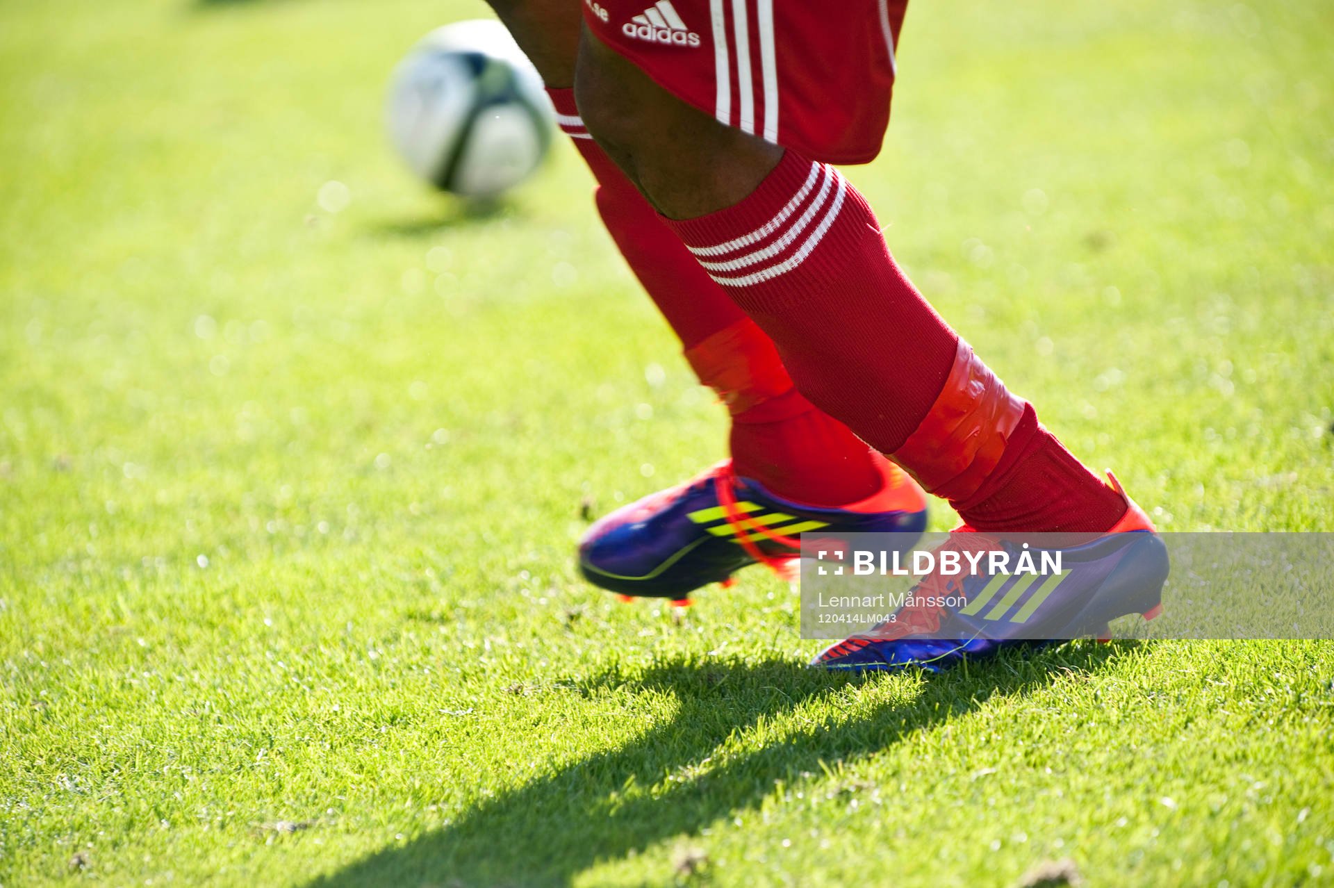 Skor, Fotbollskor, Adidas. Genre