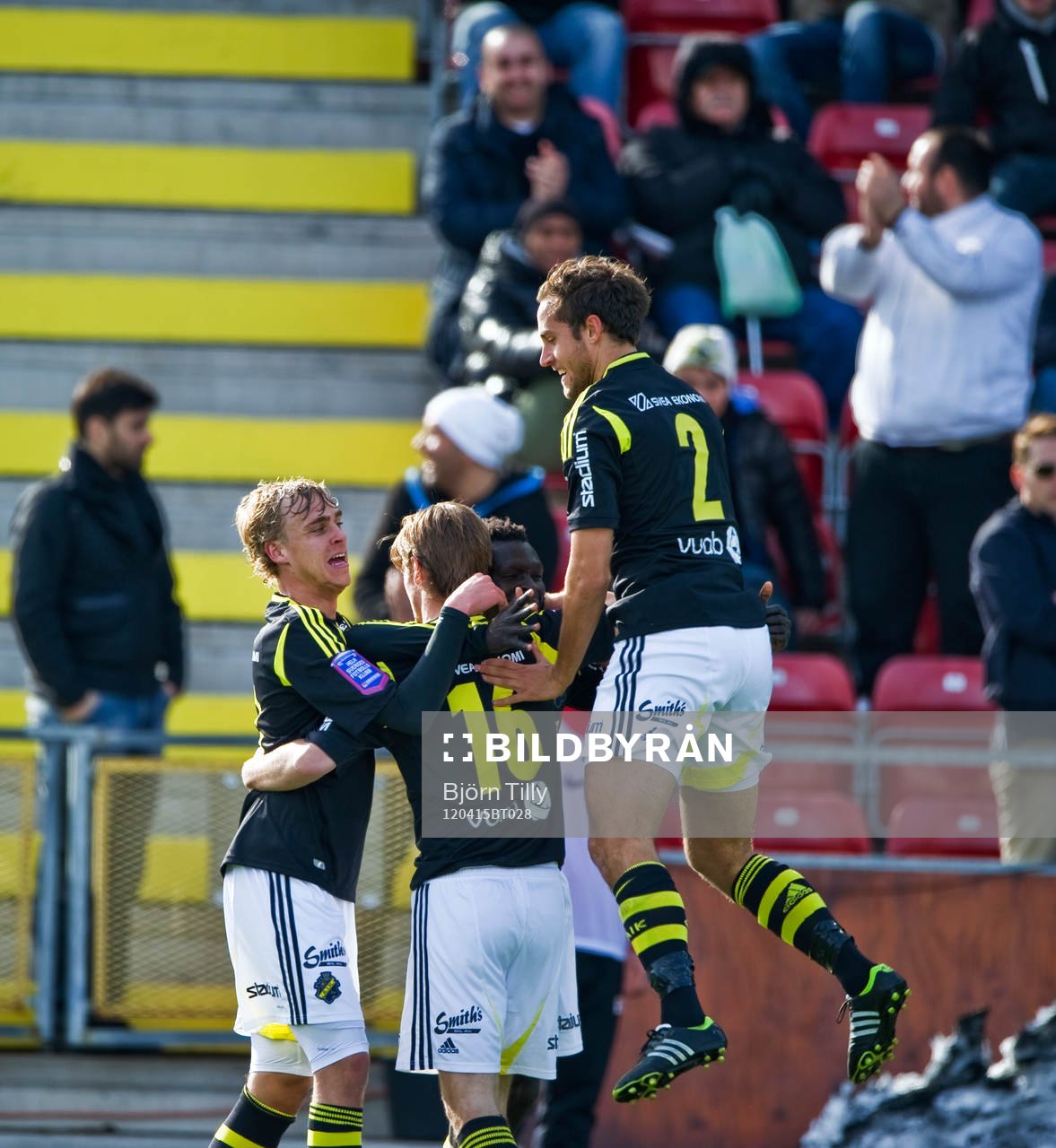  Måljubel efter 0-1 av Lalawélé Atakora, AIK. Jubel.