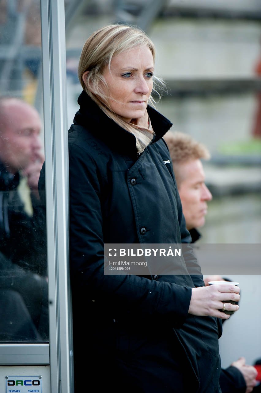 Elisabet Gunnarsdottir, tränare