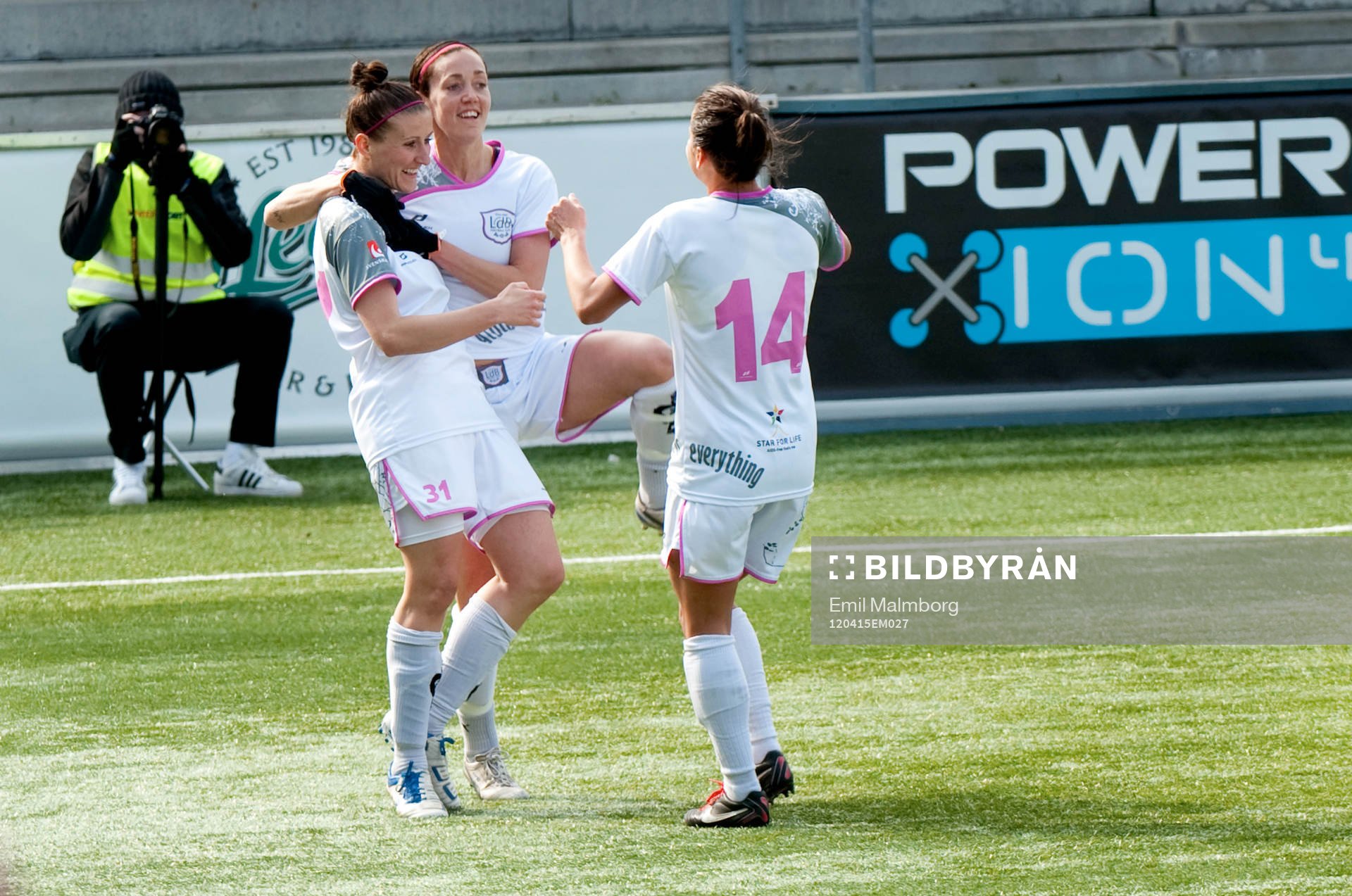 Anja Mittag, LDB 2-1. Jubel