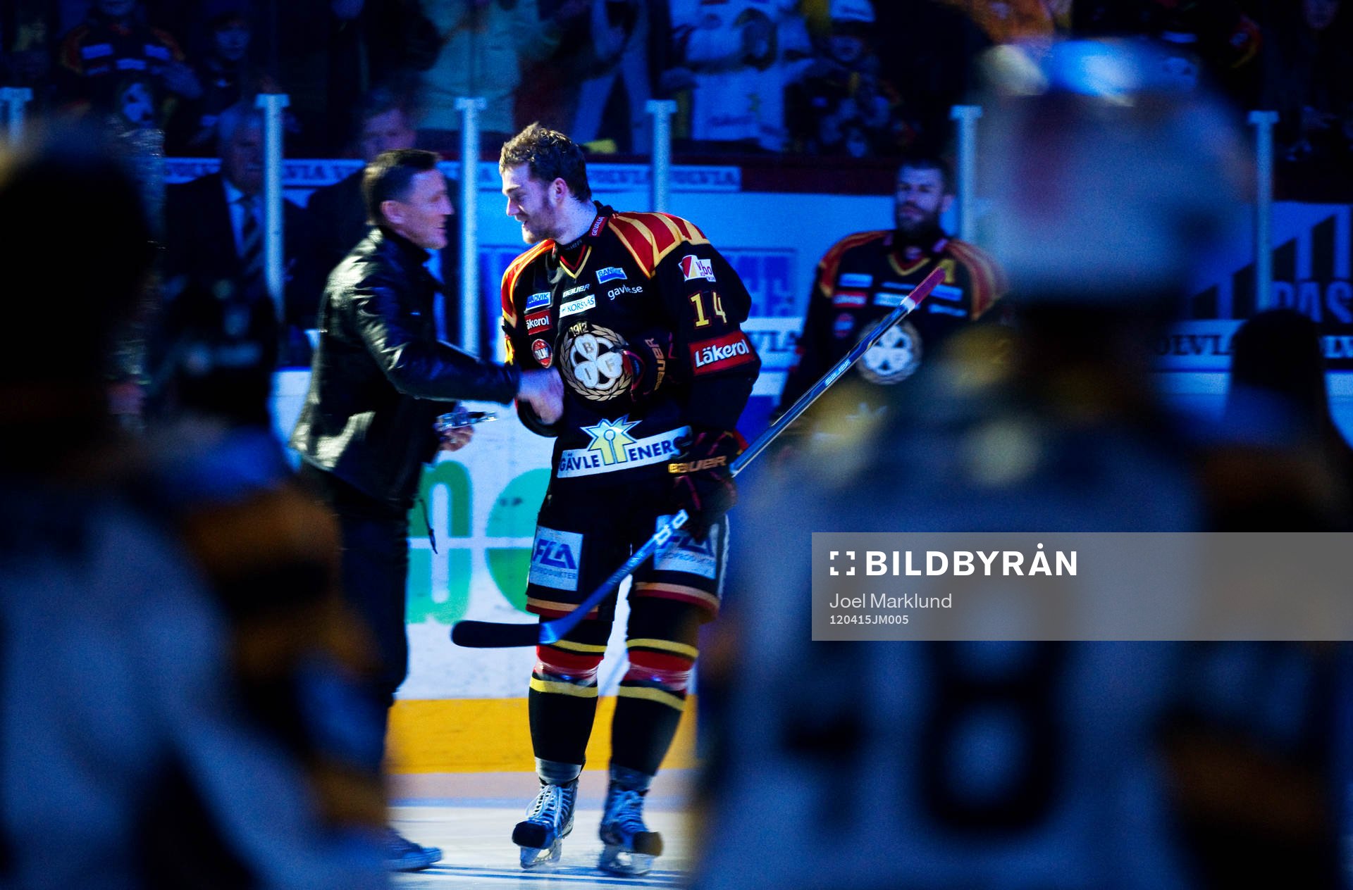 Mattias Ekholm, Brynäs, fick motta Salming Trophy av
