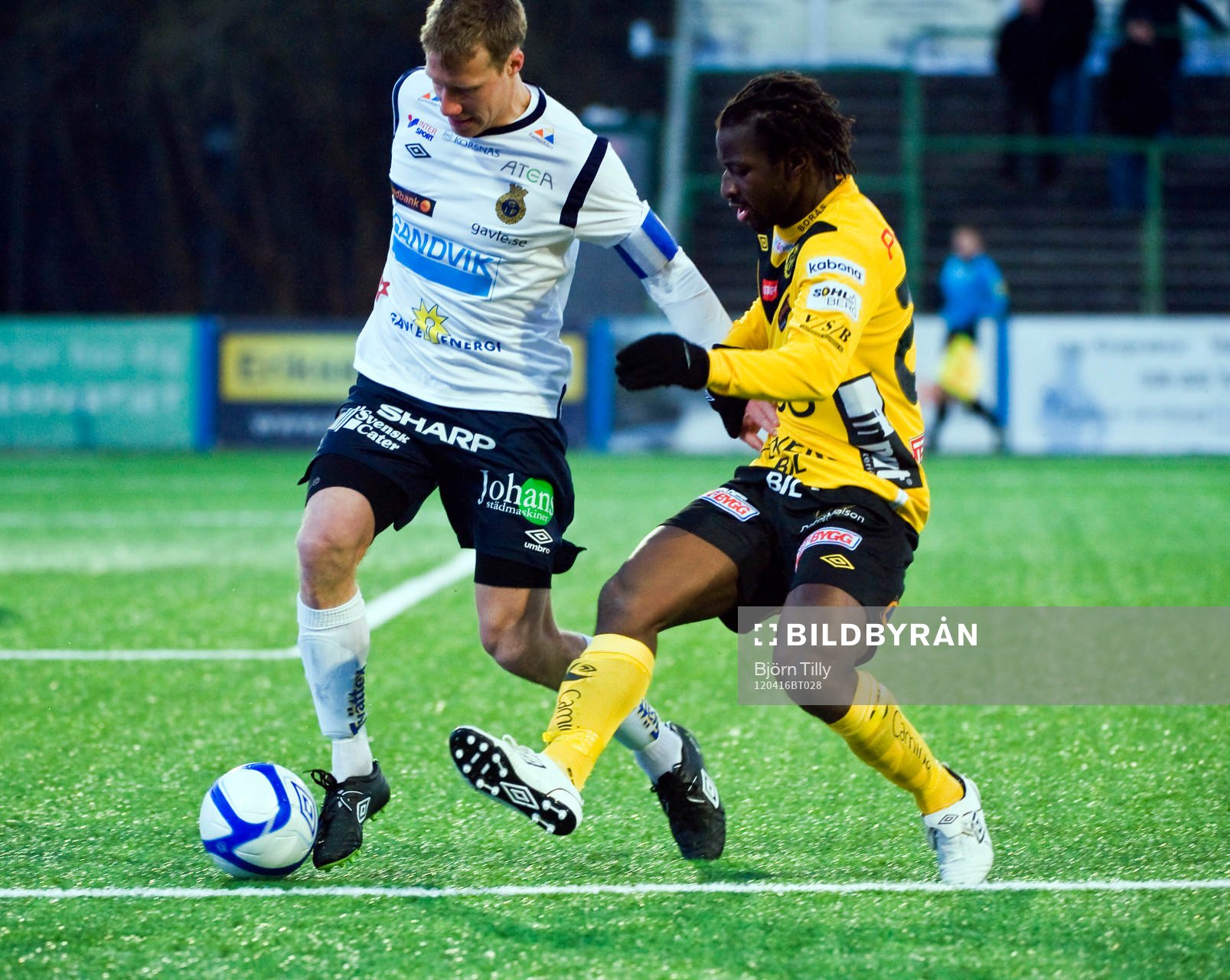 Daniel Bernhardsson, Gefle och Amadou Jawo, Elfsborg