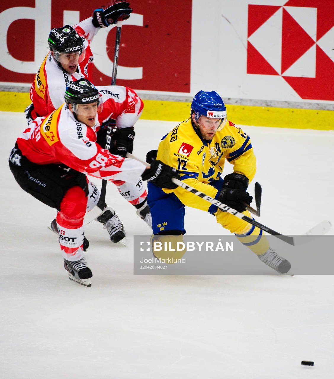 Romain Loeffel och Damien Brunner, Schweiz, utmanar Fredrik