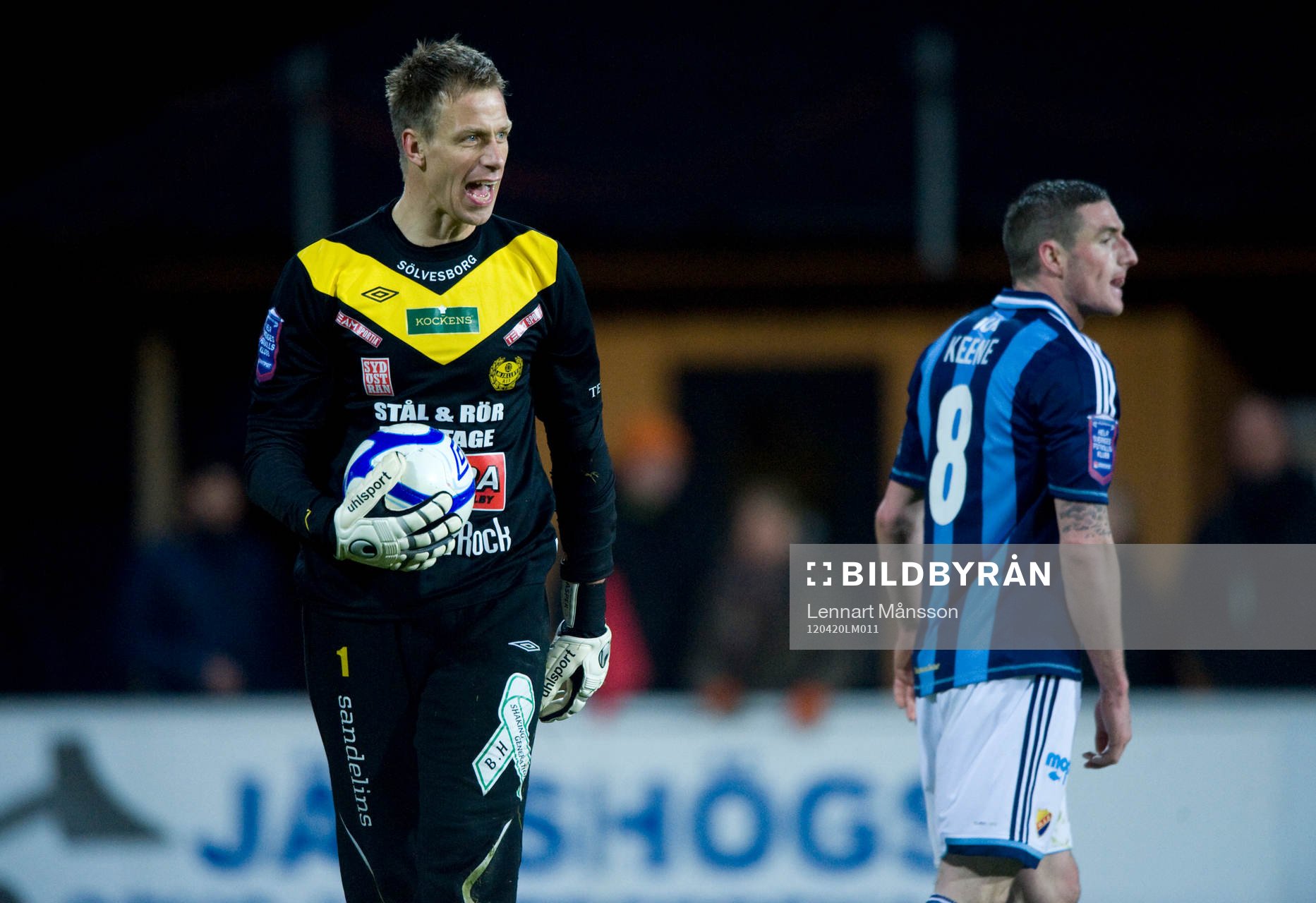 Mattias Asper, målvakt, Mjällby och James Keene,