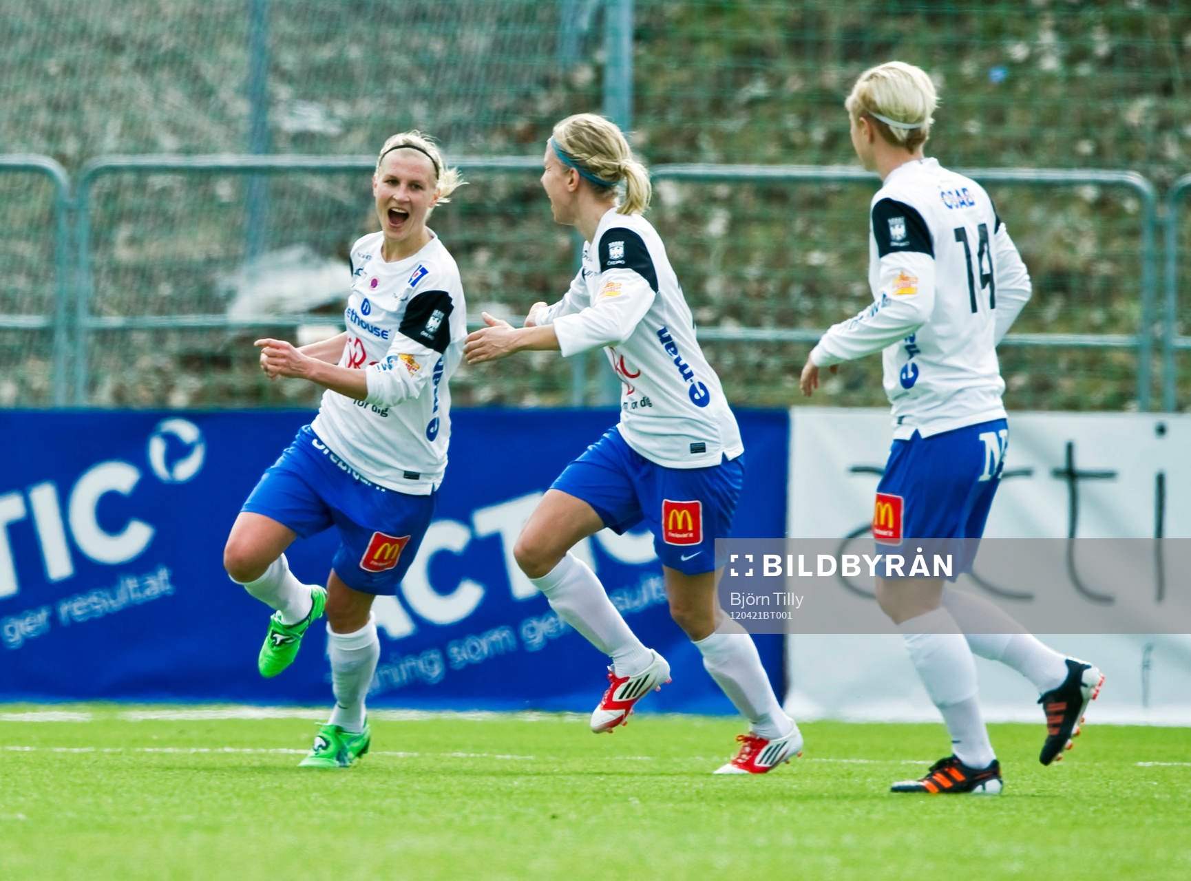  Sanna Talonen, Örebro, jubel efter 0-1.