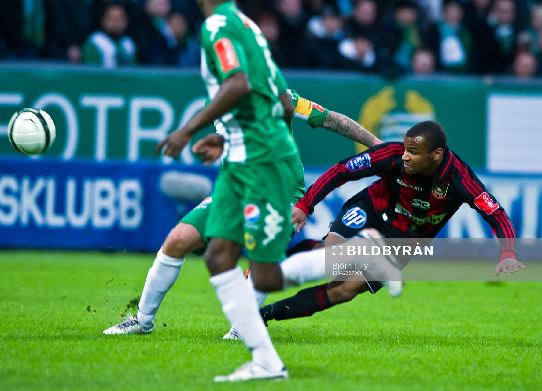 Serge-Junior Martinsson Ngouali, Brommapojkarna