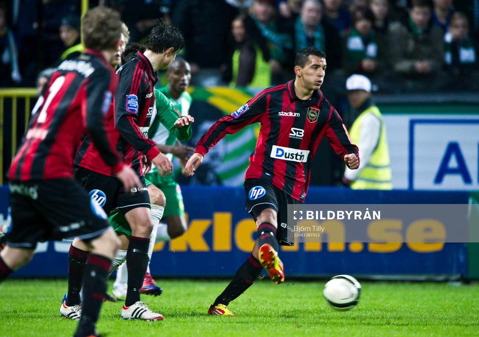 Serge-Junior Martinsson Ngouali, Brommapojkarna