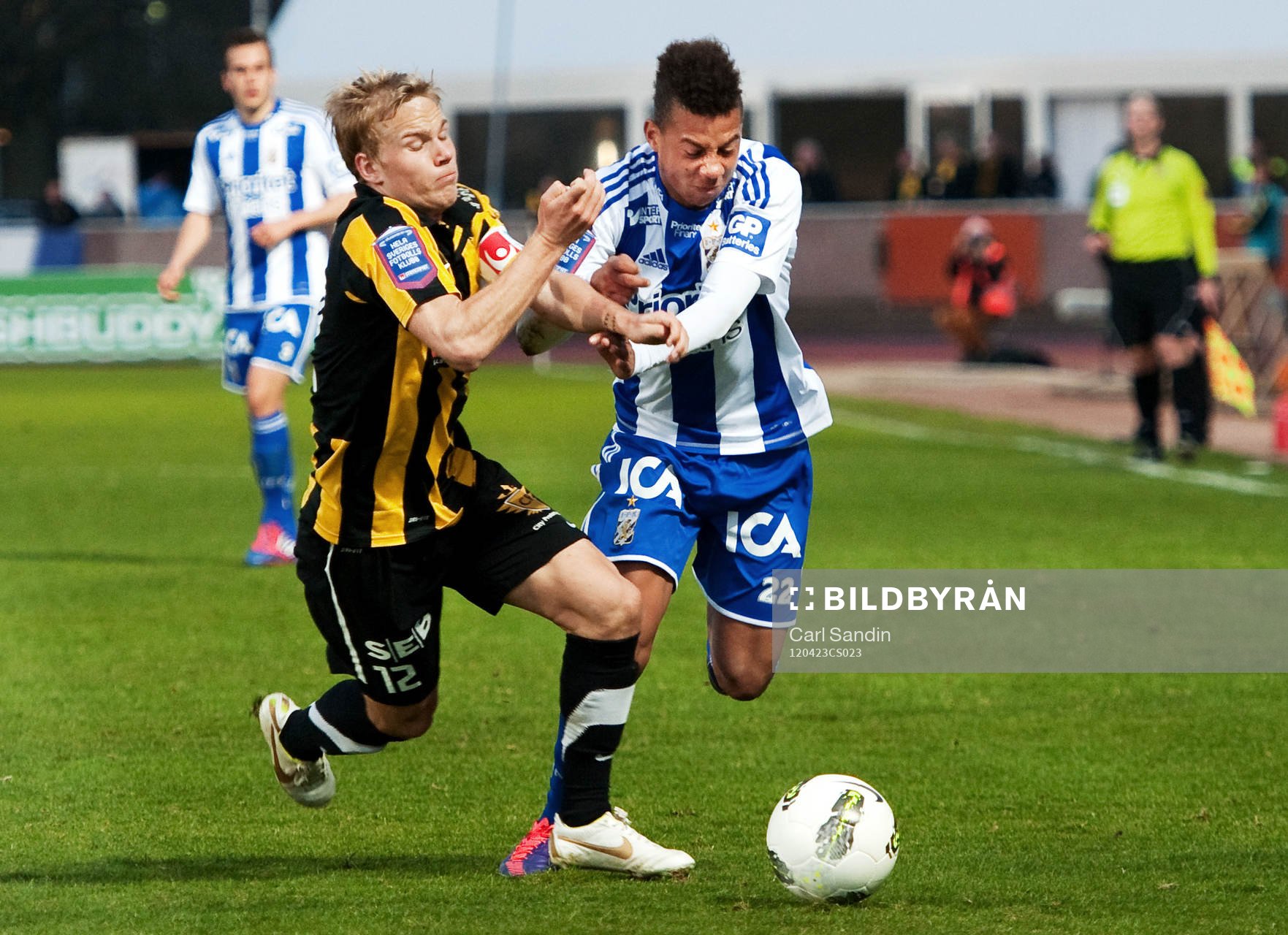Oscar Lewicki, Häcken