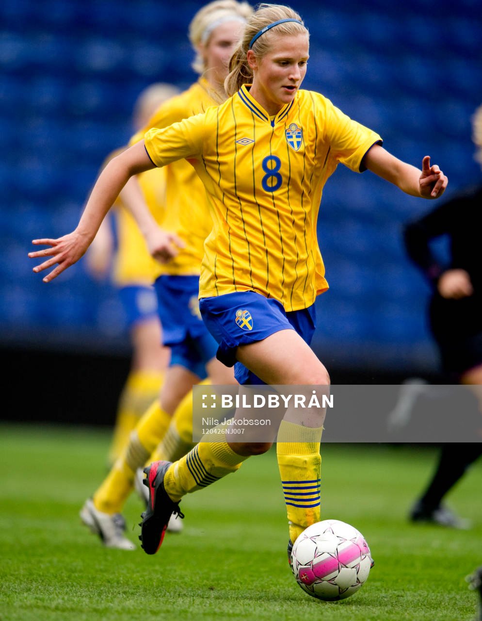 Moa Hedell, Sverige