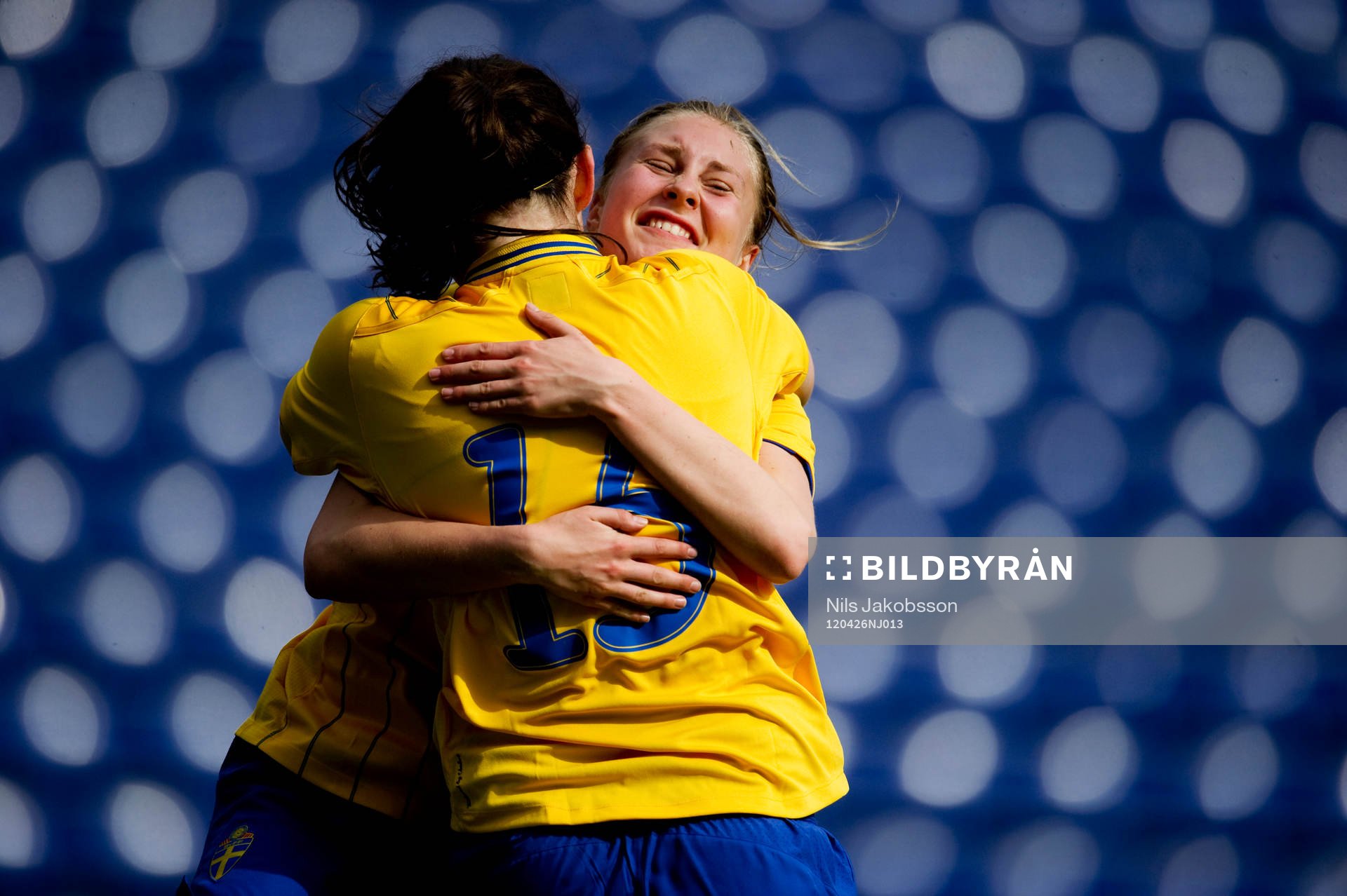 Fanny Andersson, Linda Hallin, Sverige jubel