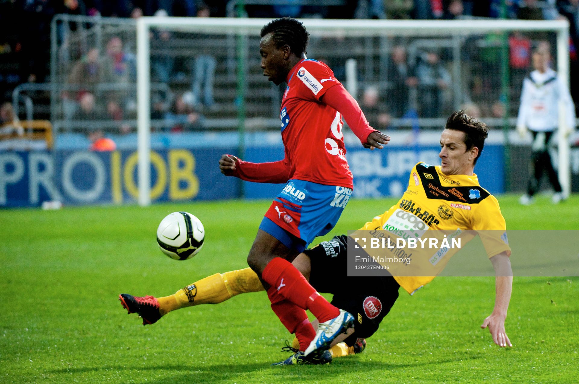 Haris Radetinac, Mjällby och May Mahlangu, Helsingborg