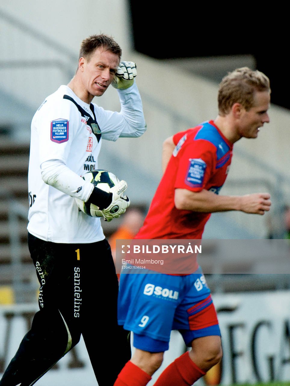En sur Mattias Asper, målvakt, Mjällby