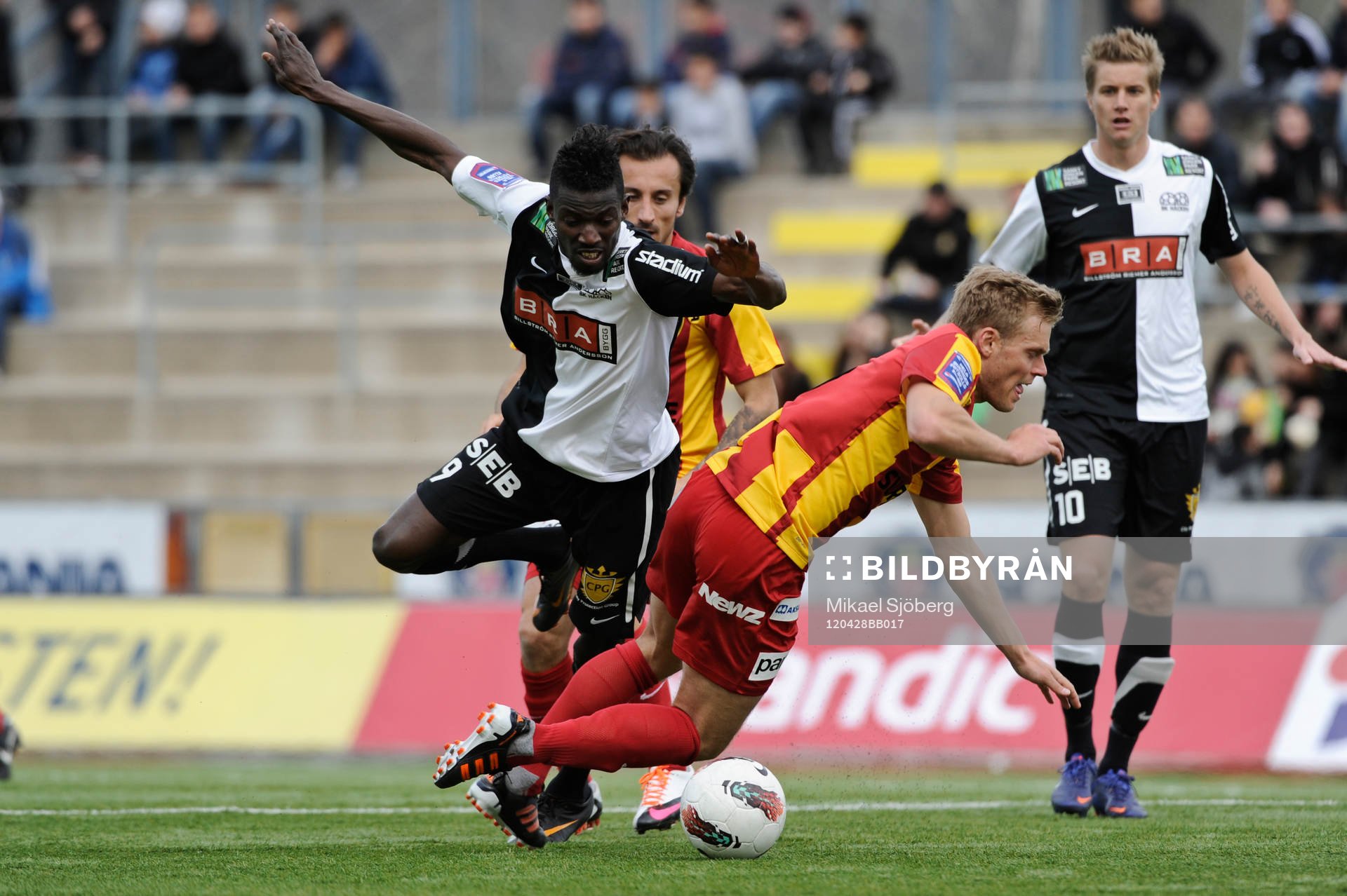 Johan Arneng, Syrianska  och Dioh Williams, Häcken