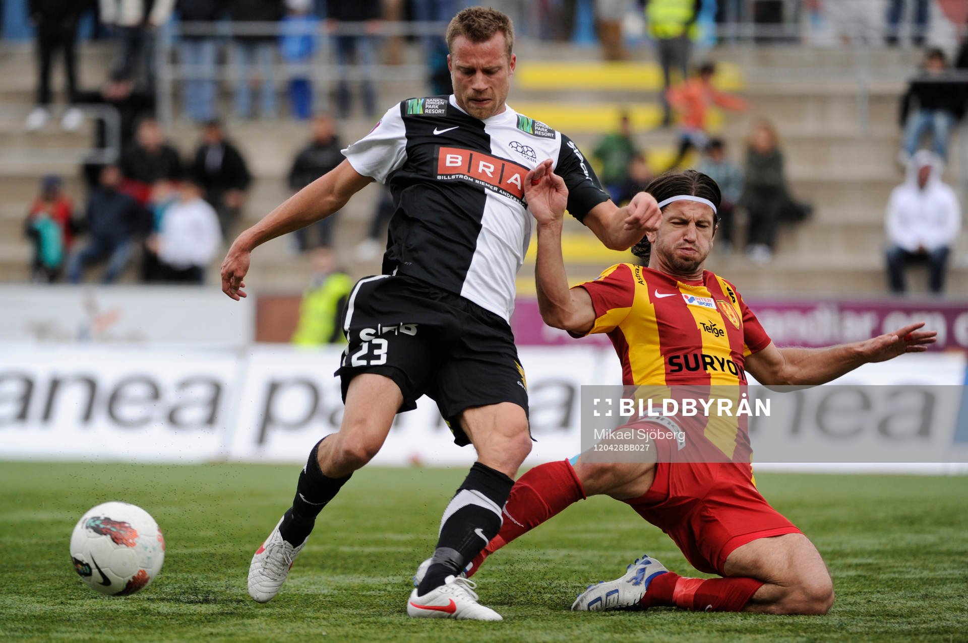Joel Johansson, Häcken och Haris Skenderovic, Syrianska