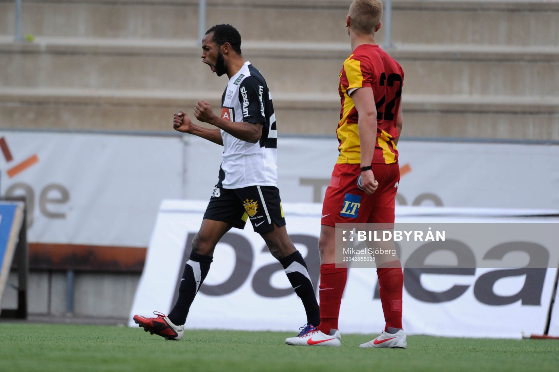 René Makondele, Häcken avgör med 1-2 i andra halvlek