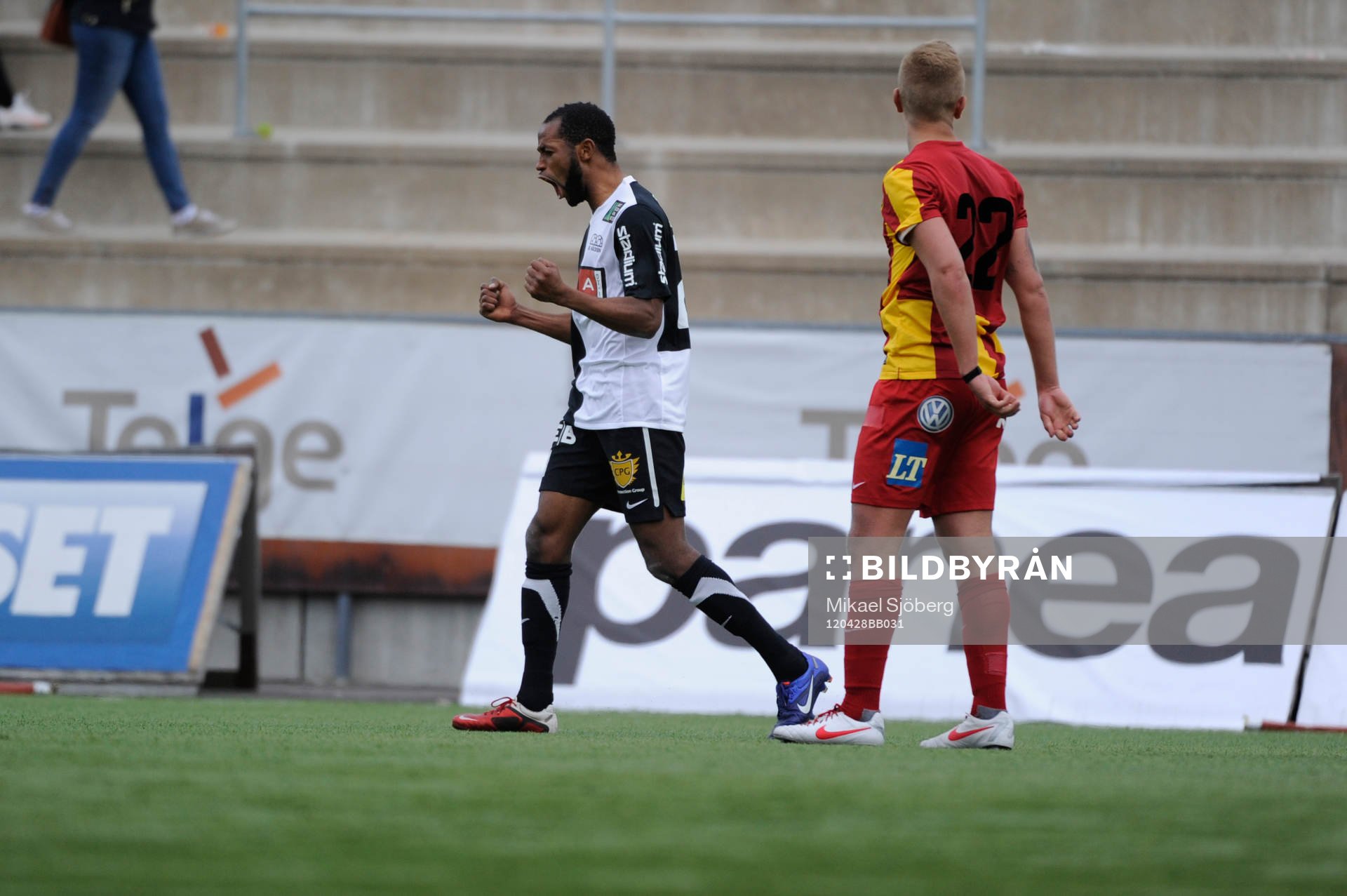 René Makondele, Häcken avgör med 1-2 i andra halvlek