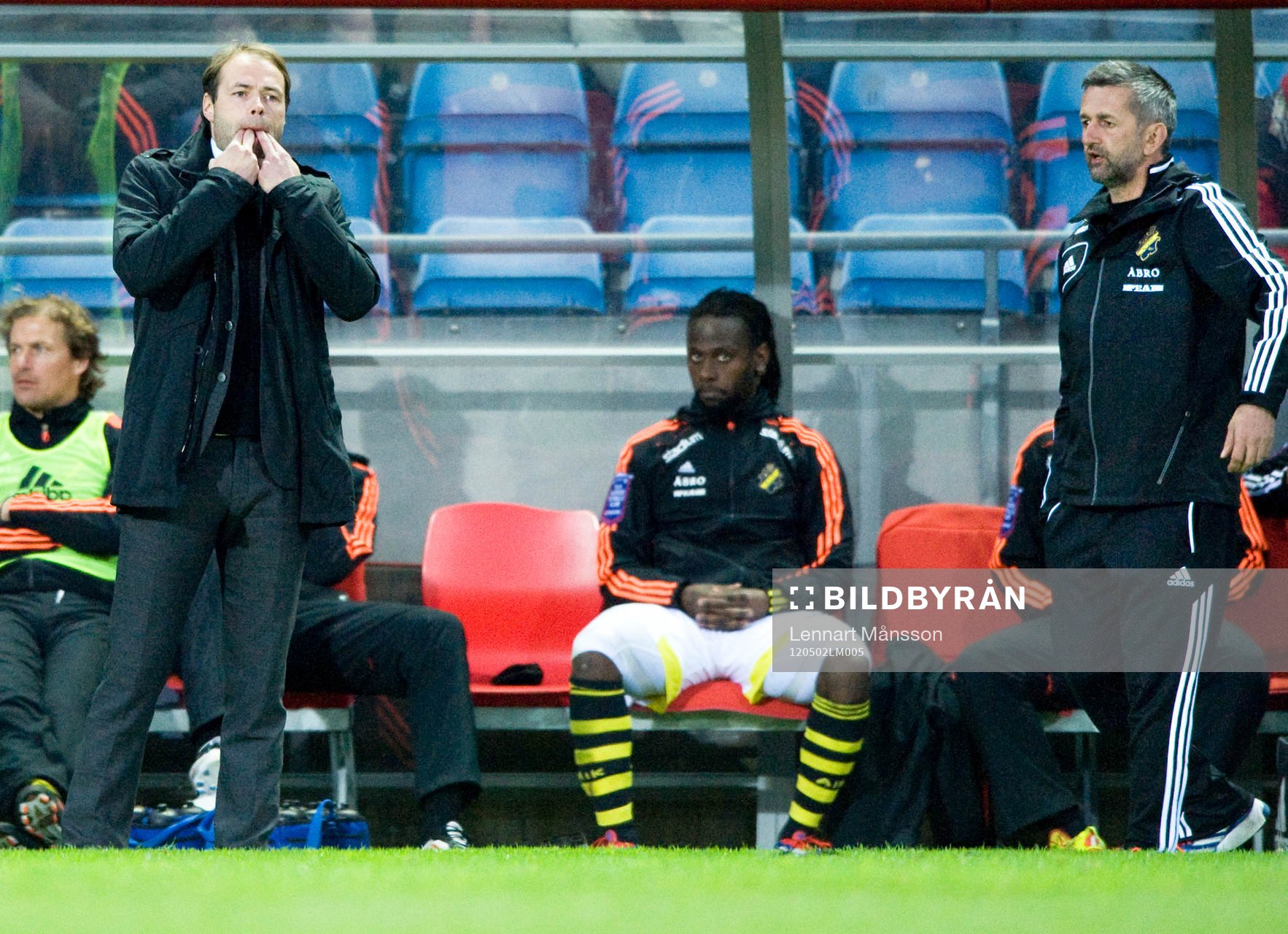Andreas Alm och Nebojsa Novakovic, tränare, AIK