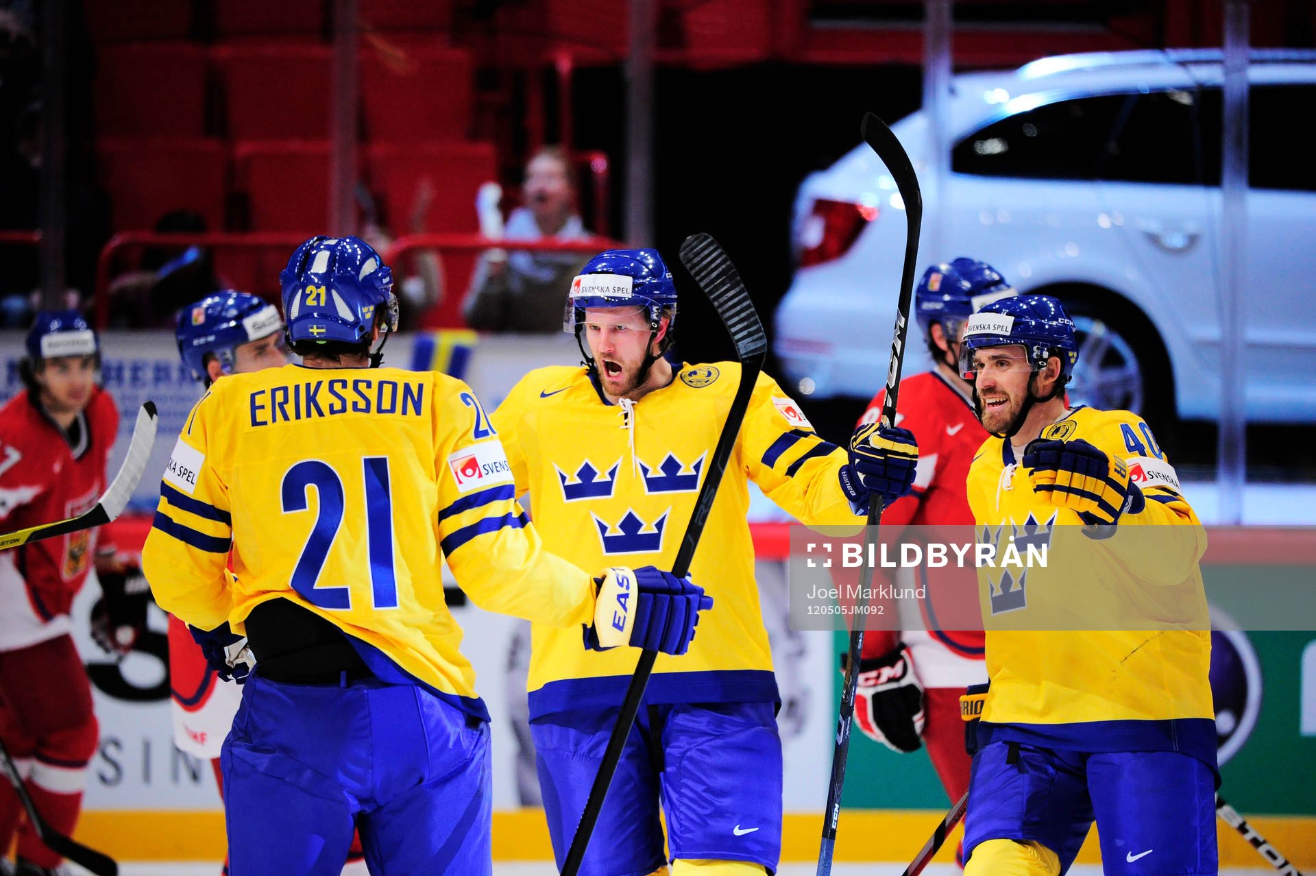 Niklas Kronwall och Henrik Zetterberg, Sverige (Jubel)