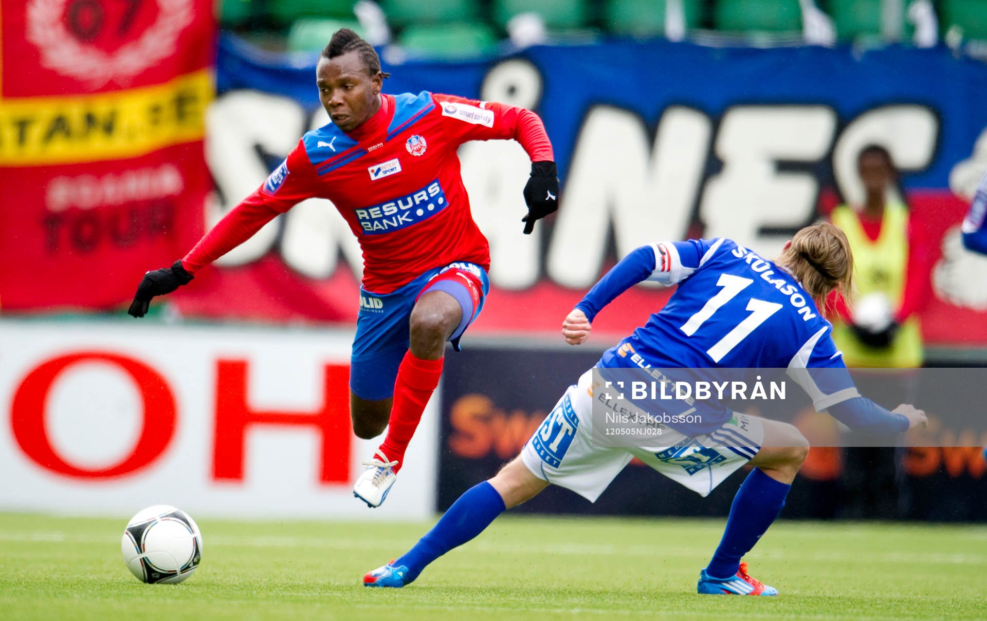 May Mahlangu, Helsingborg, Ari Freyr Skúlason, GIF