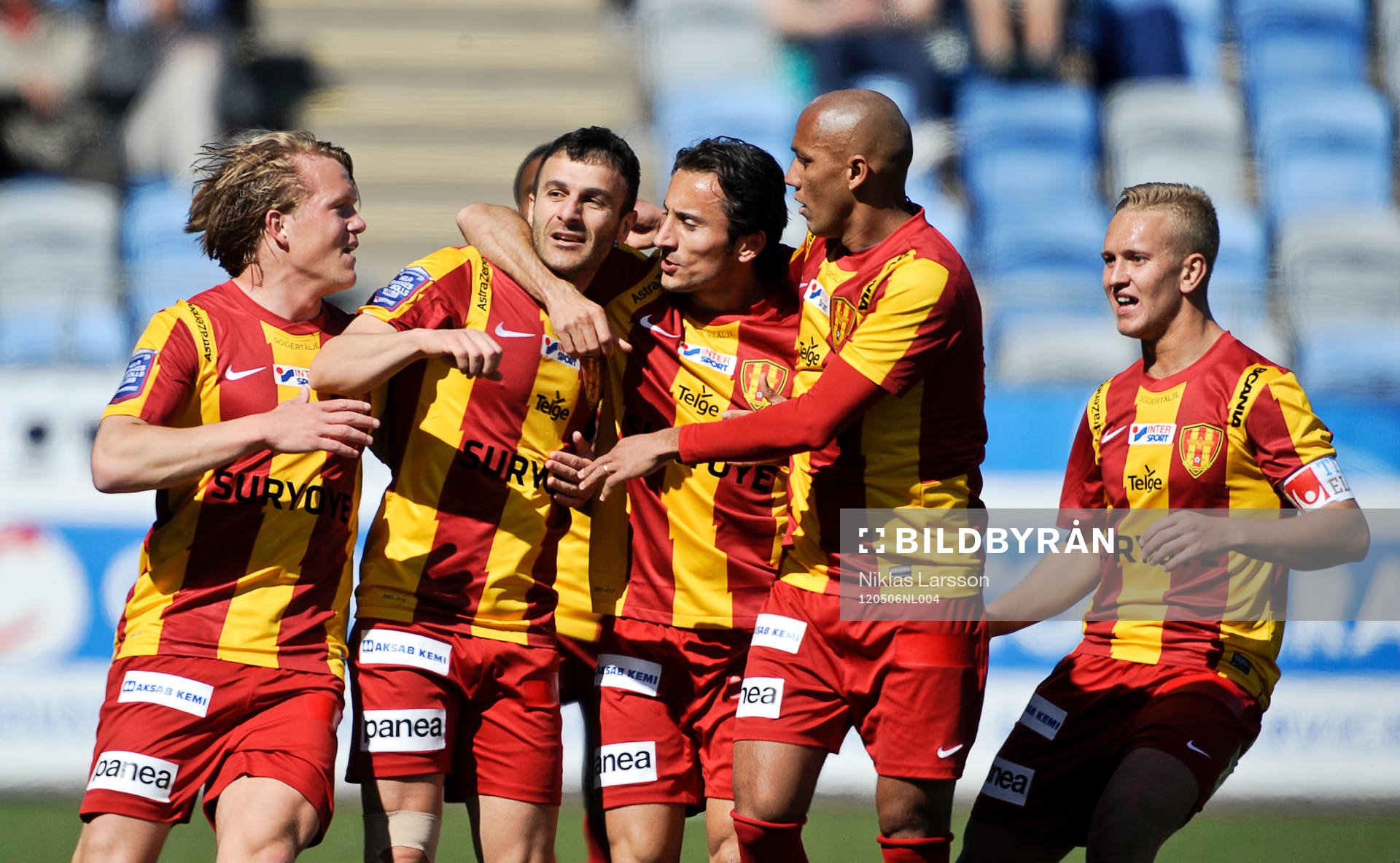 Sharbel Touma, Syrianska gratuleras