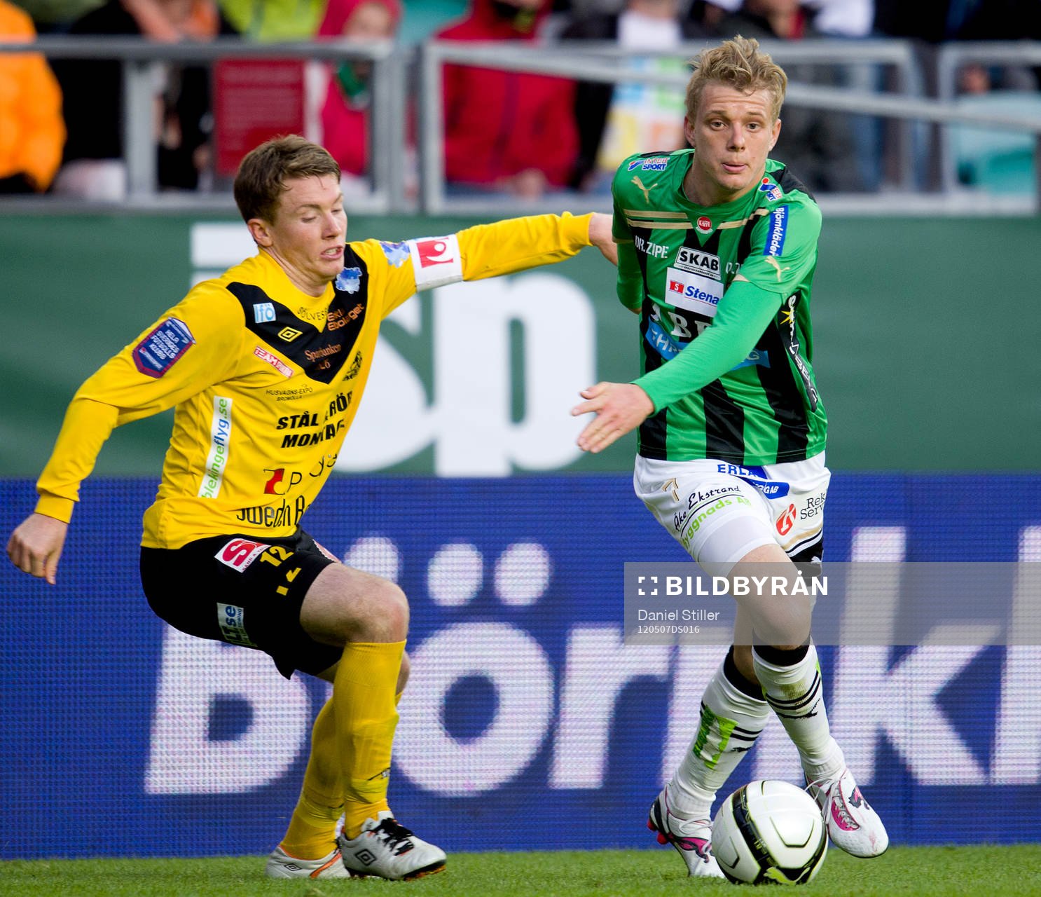 Viktor Agardius, Mjällby. Jakob Olsson, GAIS