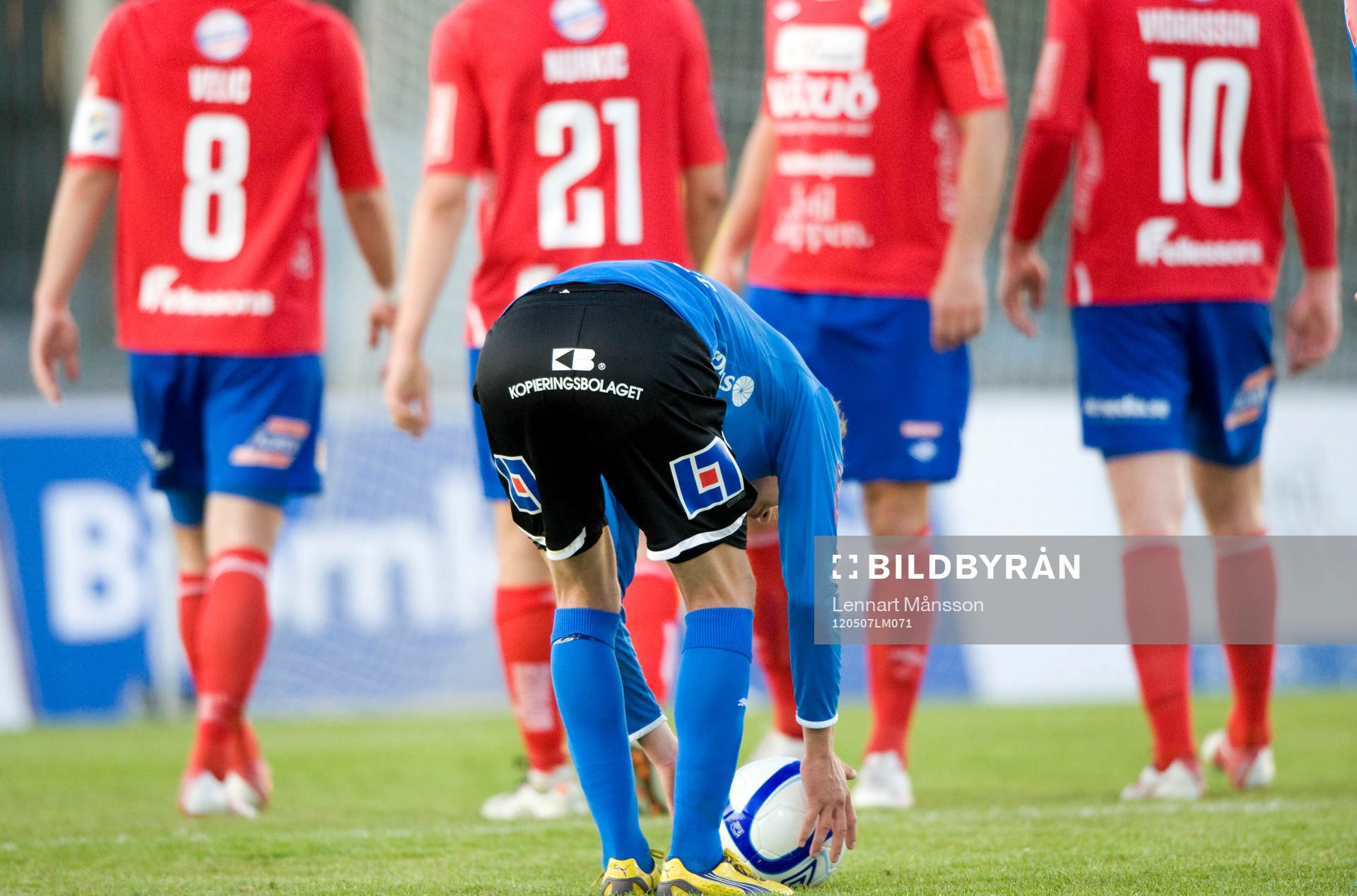 Frispark, skytten lägger bollen till rätta