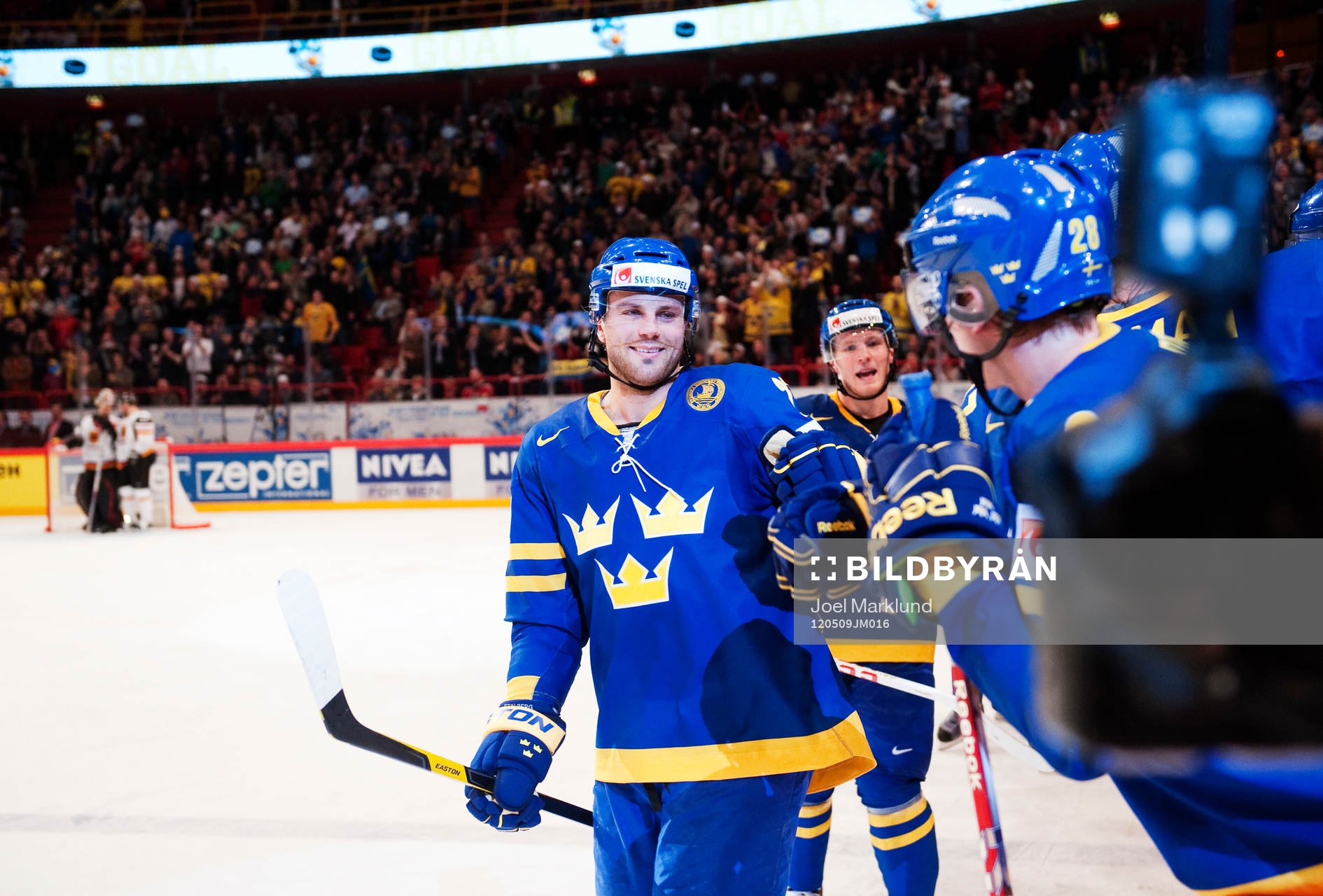 Viktor Stålberg, Sverige, jubel