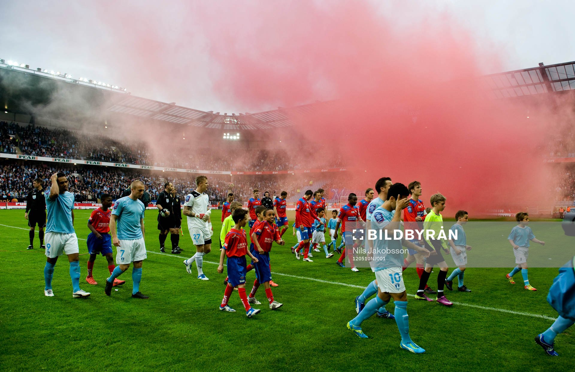 Matchen bryts innan