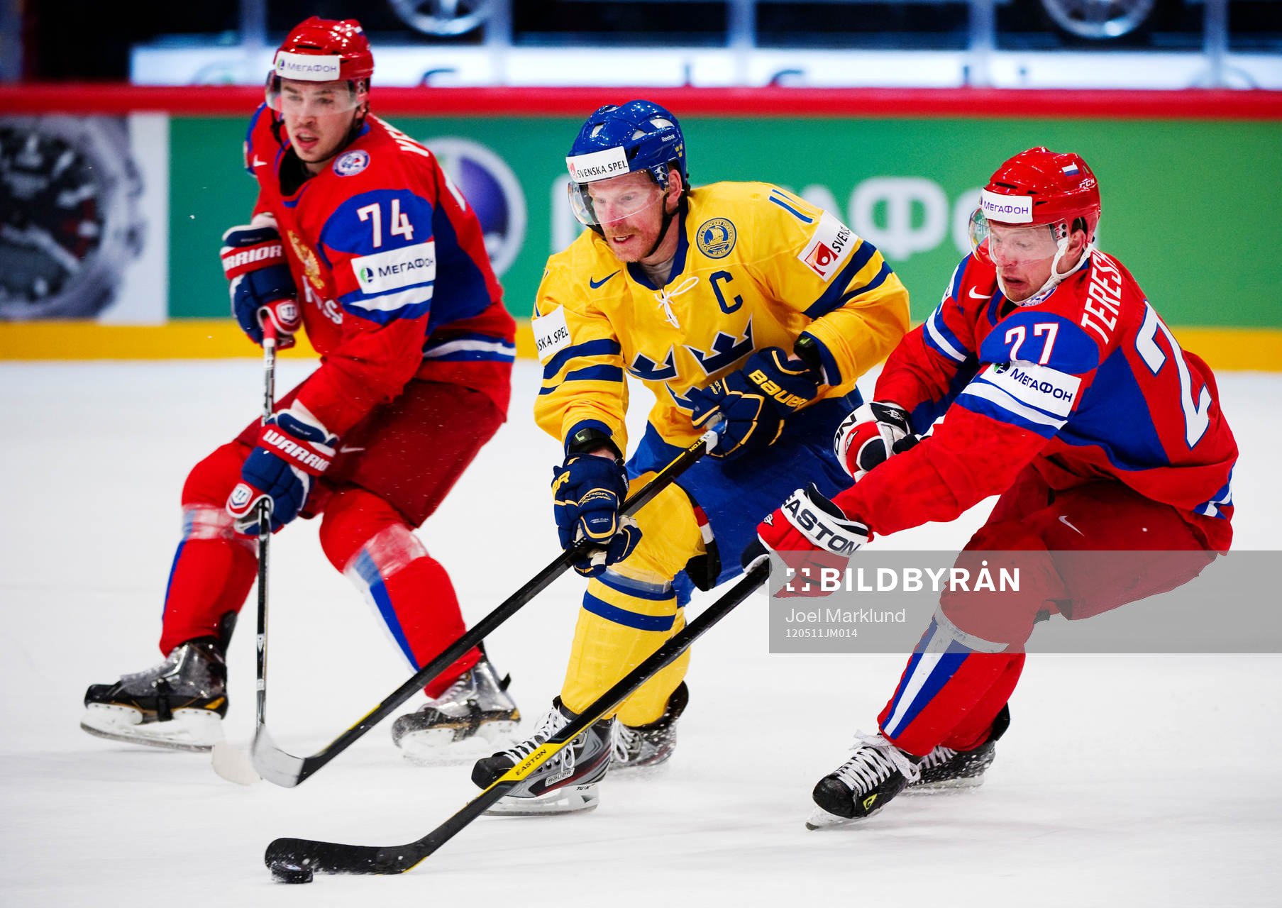 Alexei Yemelin och Alexei Tereshenko, Ryssland, utmanas av
