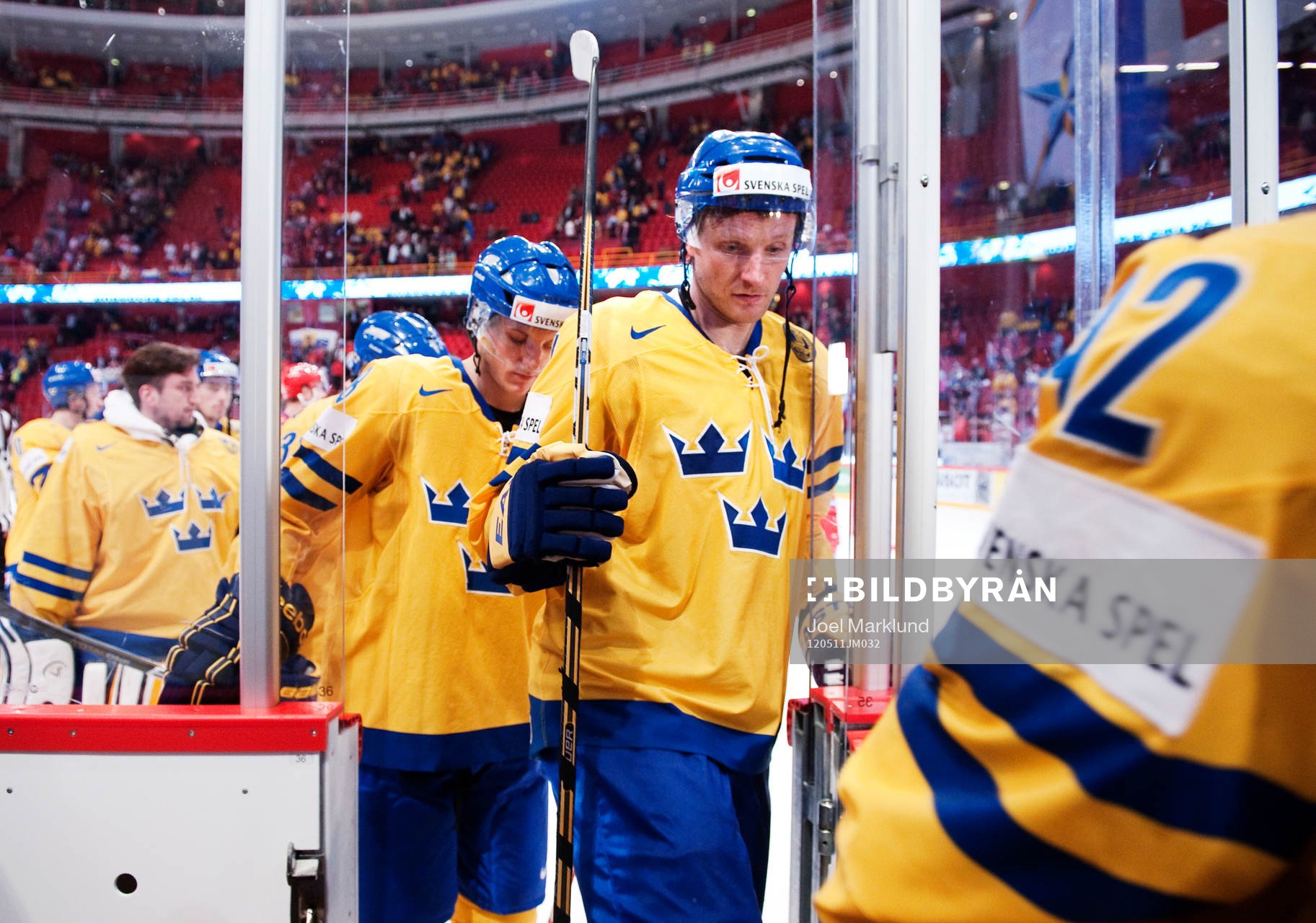 Staffan Kronwall, Sverige, lämnar isen