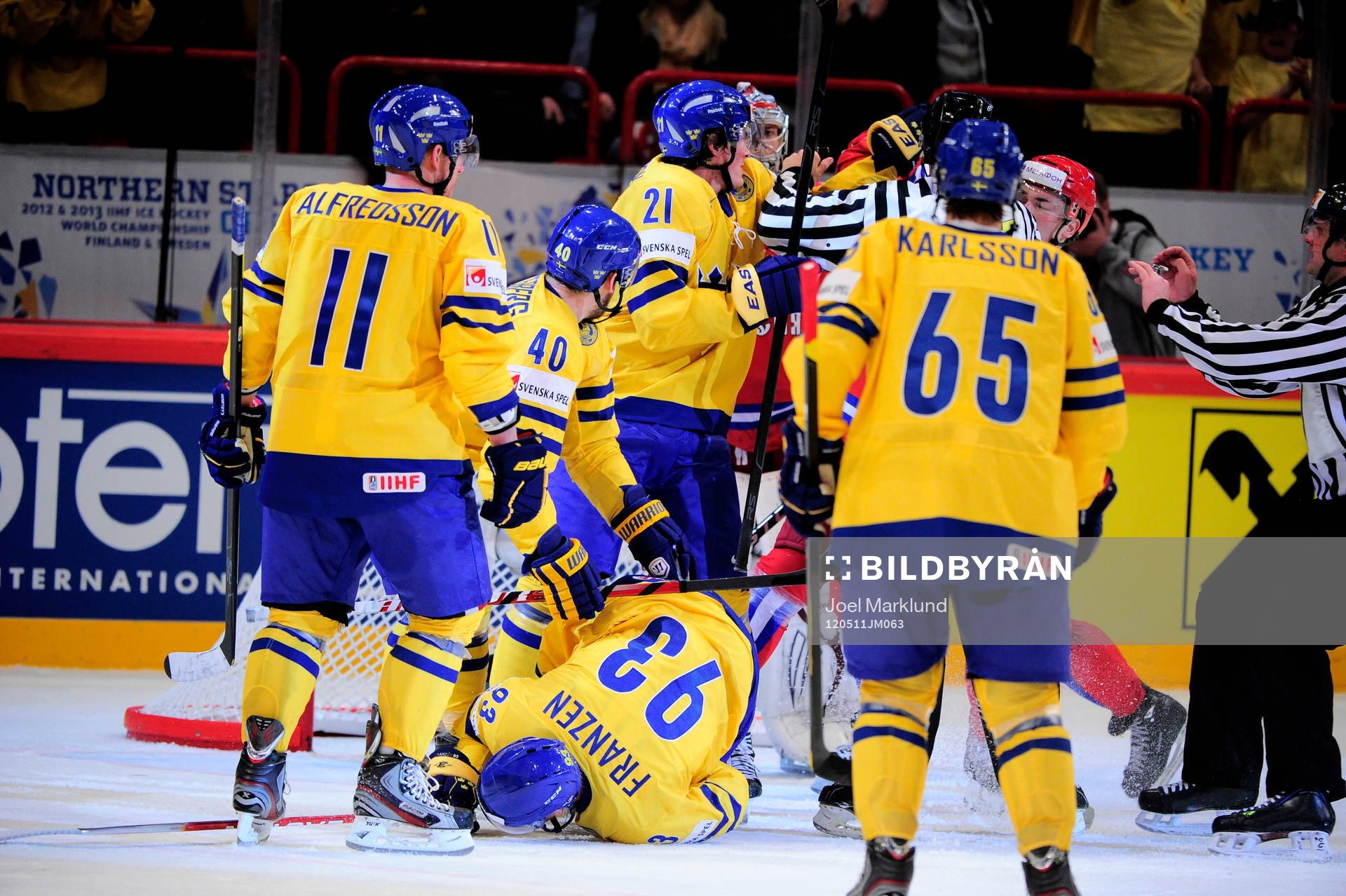 Alexei Yemelin, RYssland, slår ner Johan Franzén, Sverige